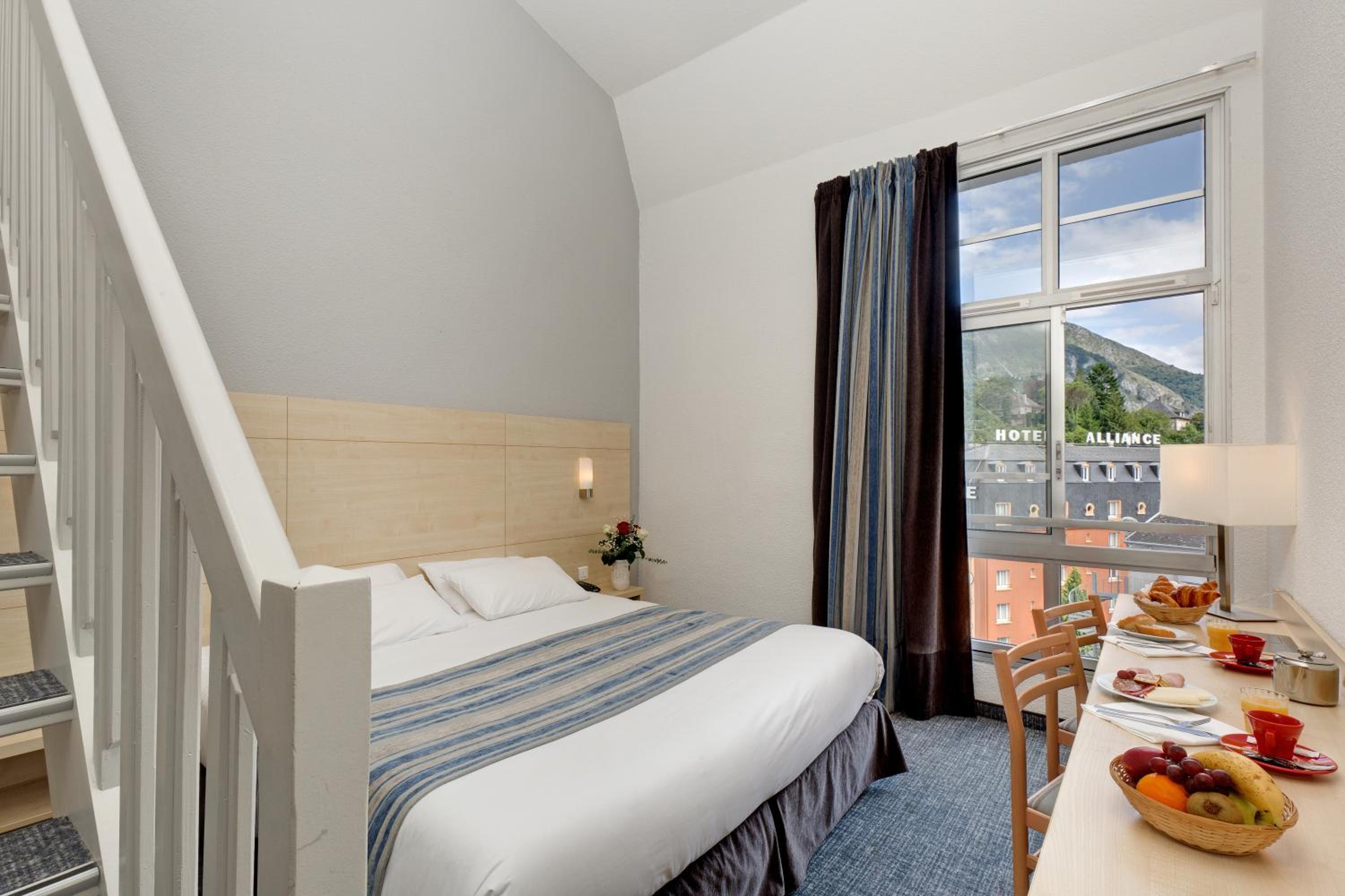 Quadruple Room - Photo 1