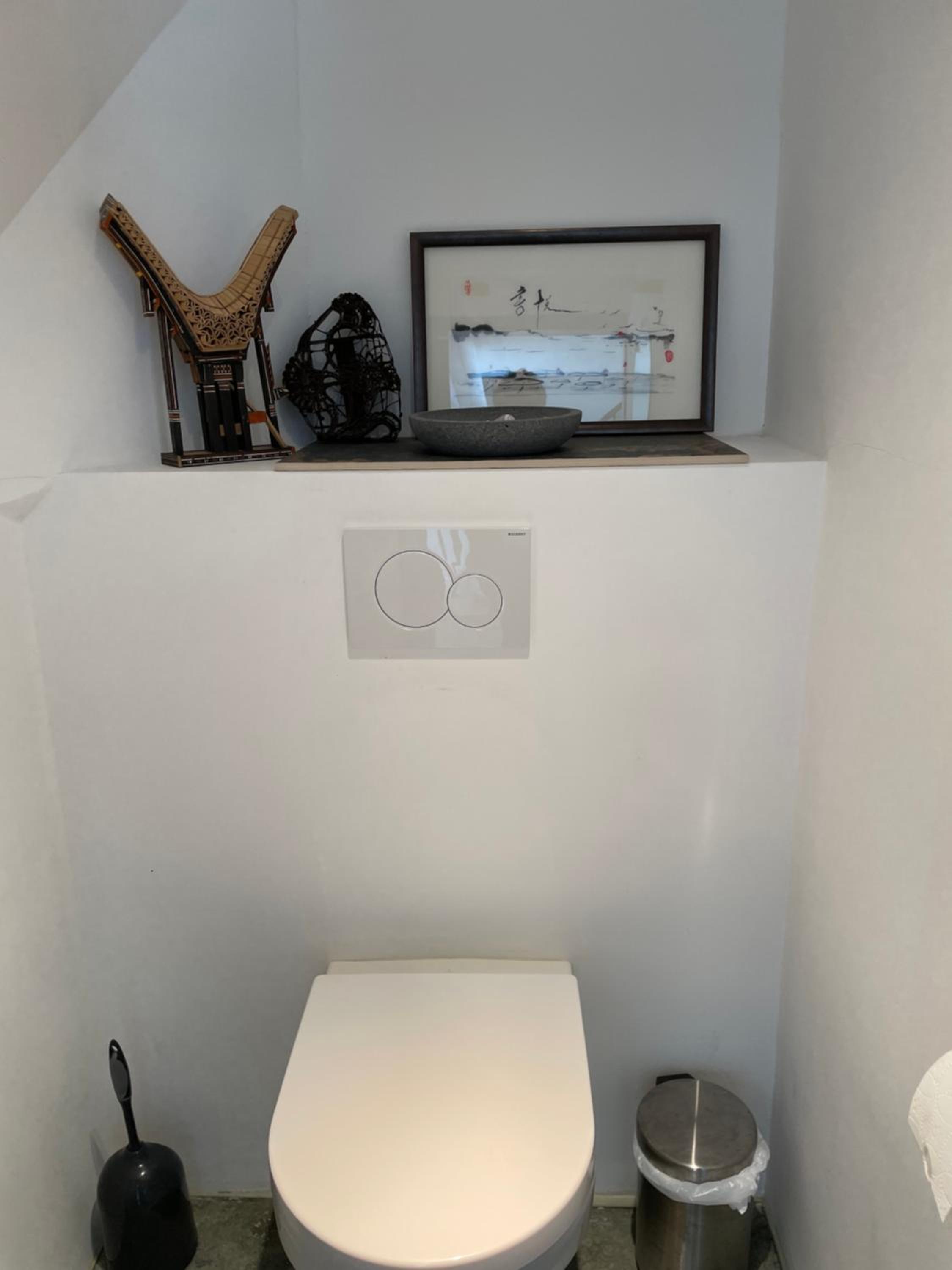 One-Bedroom Apartment photo 2