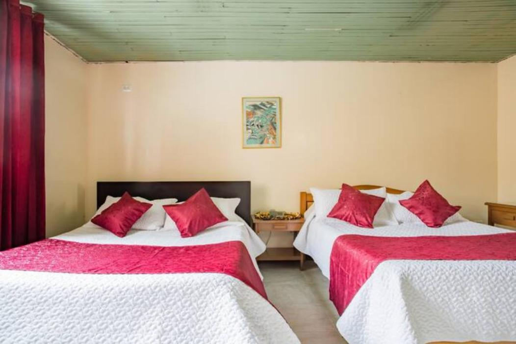 Quadruple Room with Bathroom