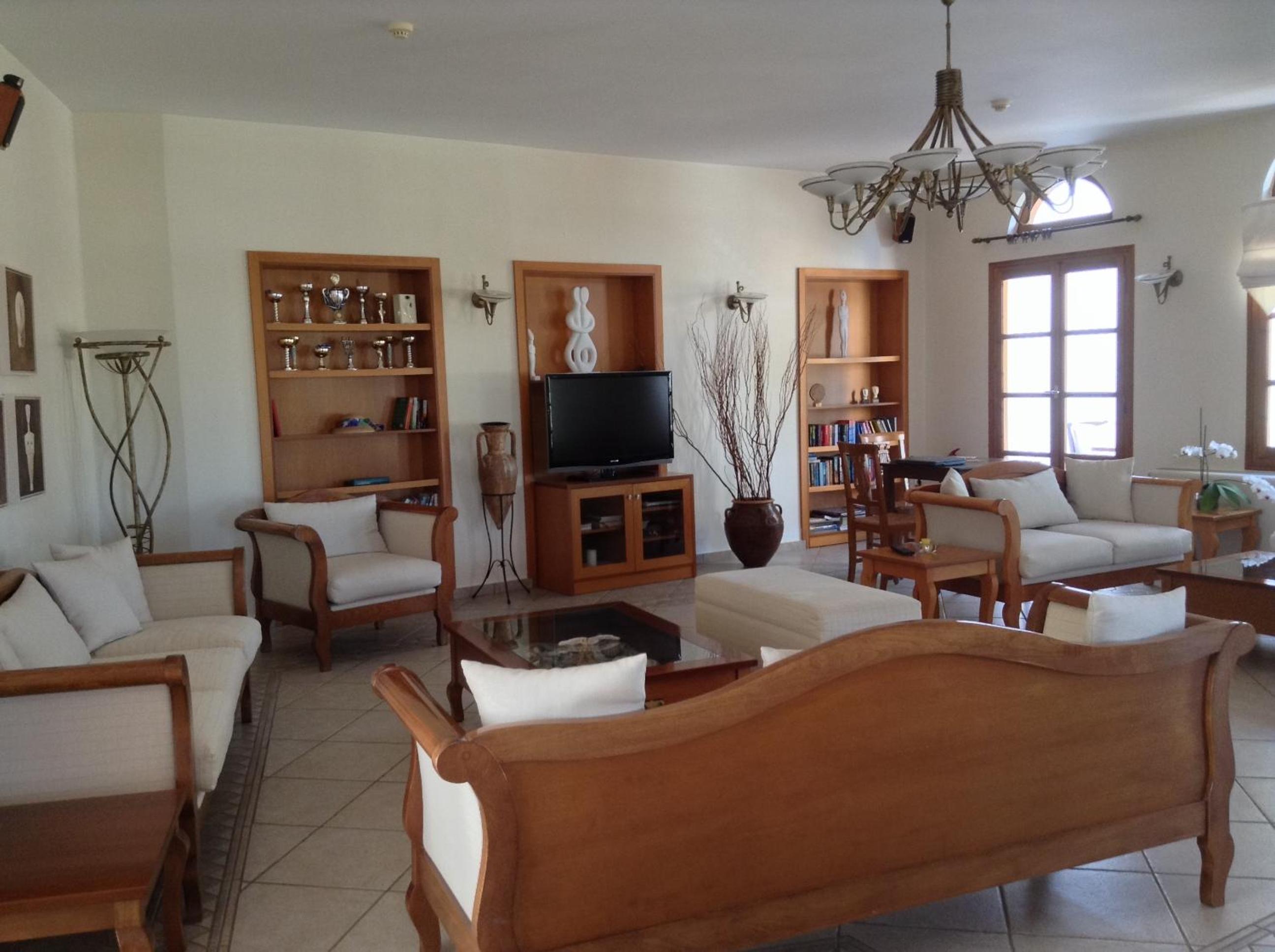 Standard Double or Twin Room - Photo 6