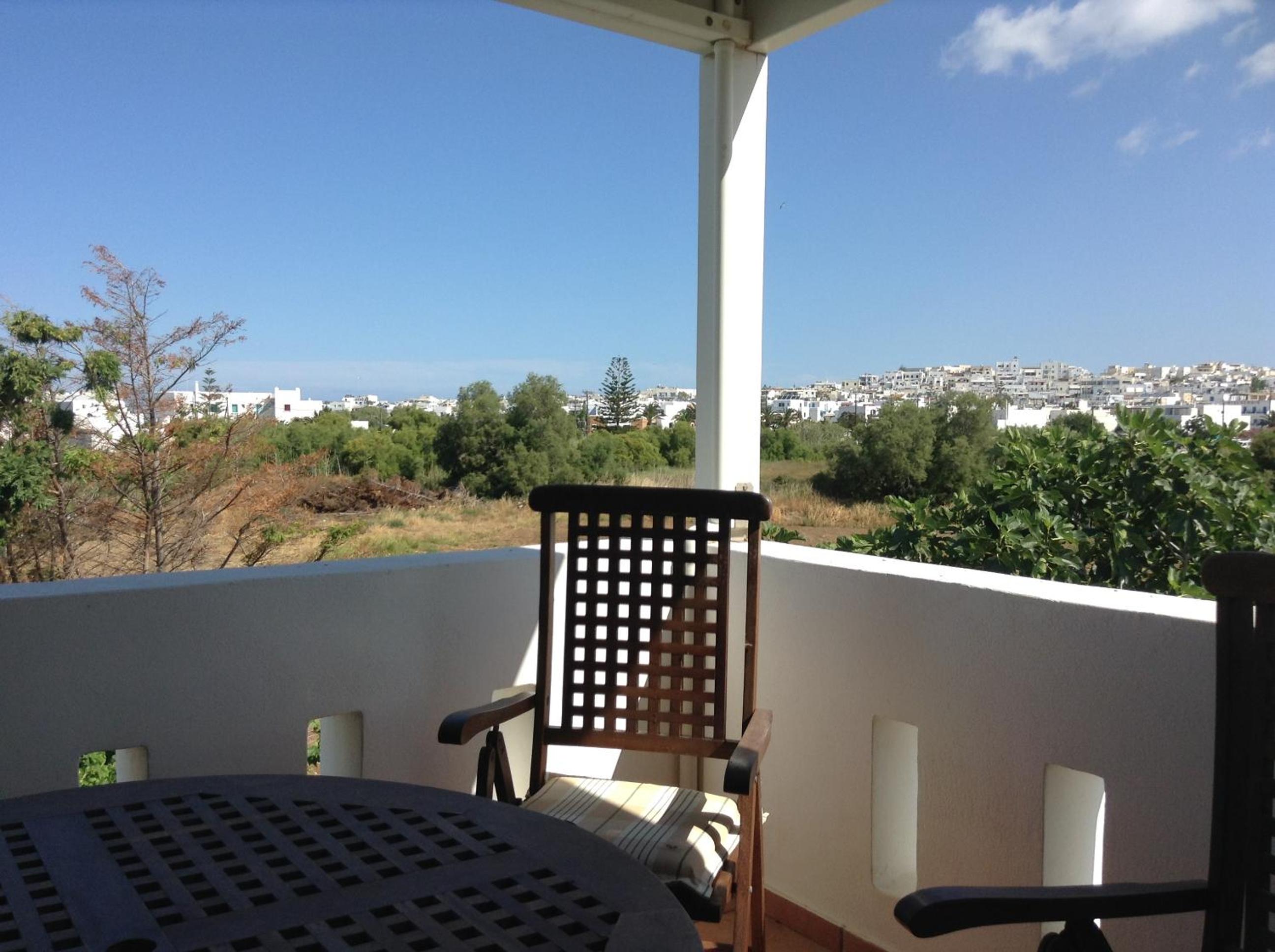 One Bedroom Suite with Spa Bath (2-4 Adults) photo 3