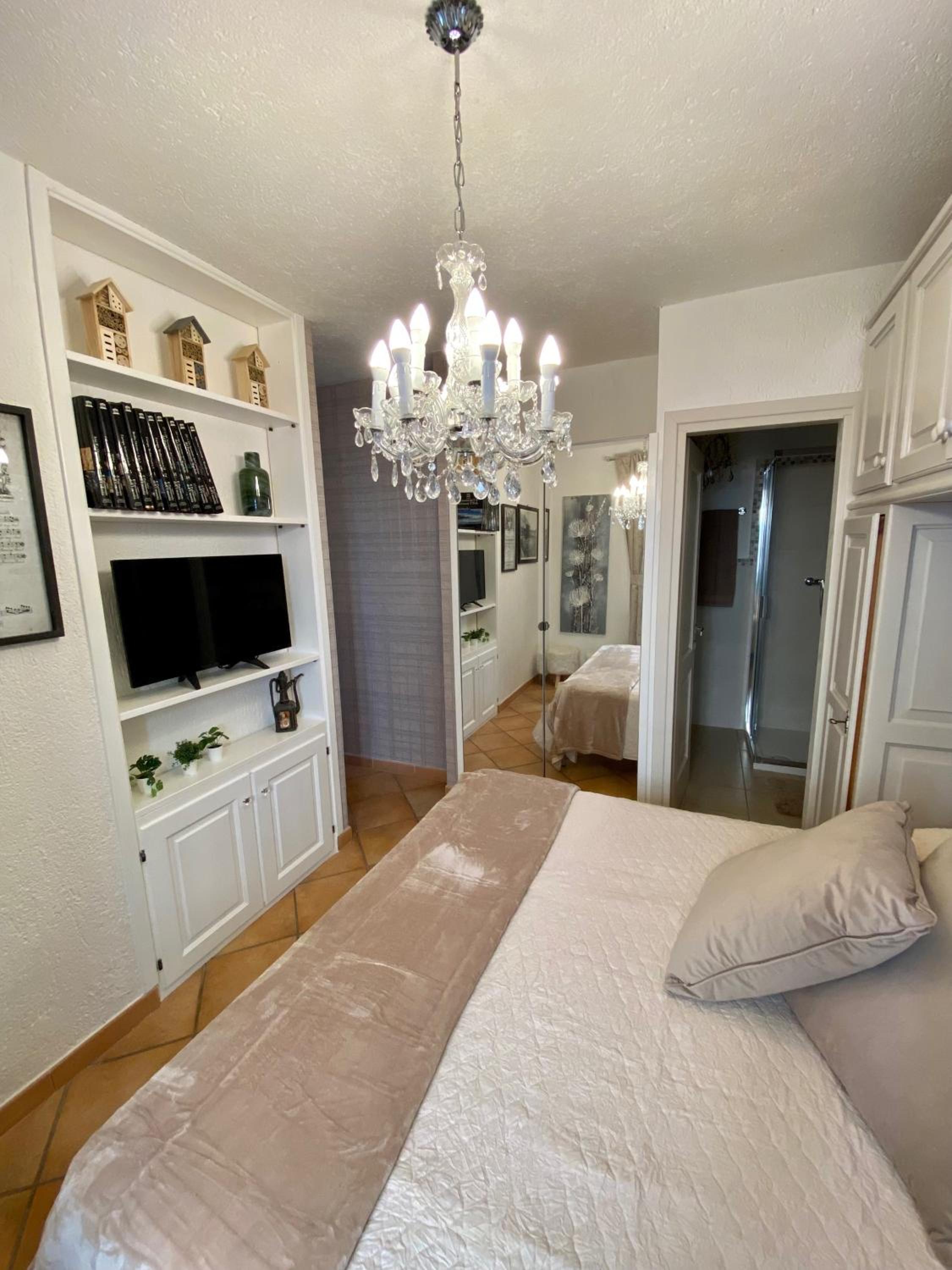 One-Bedroom House photo 3