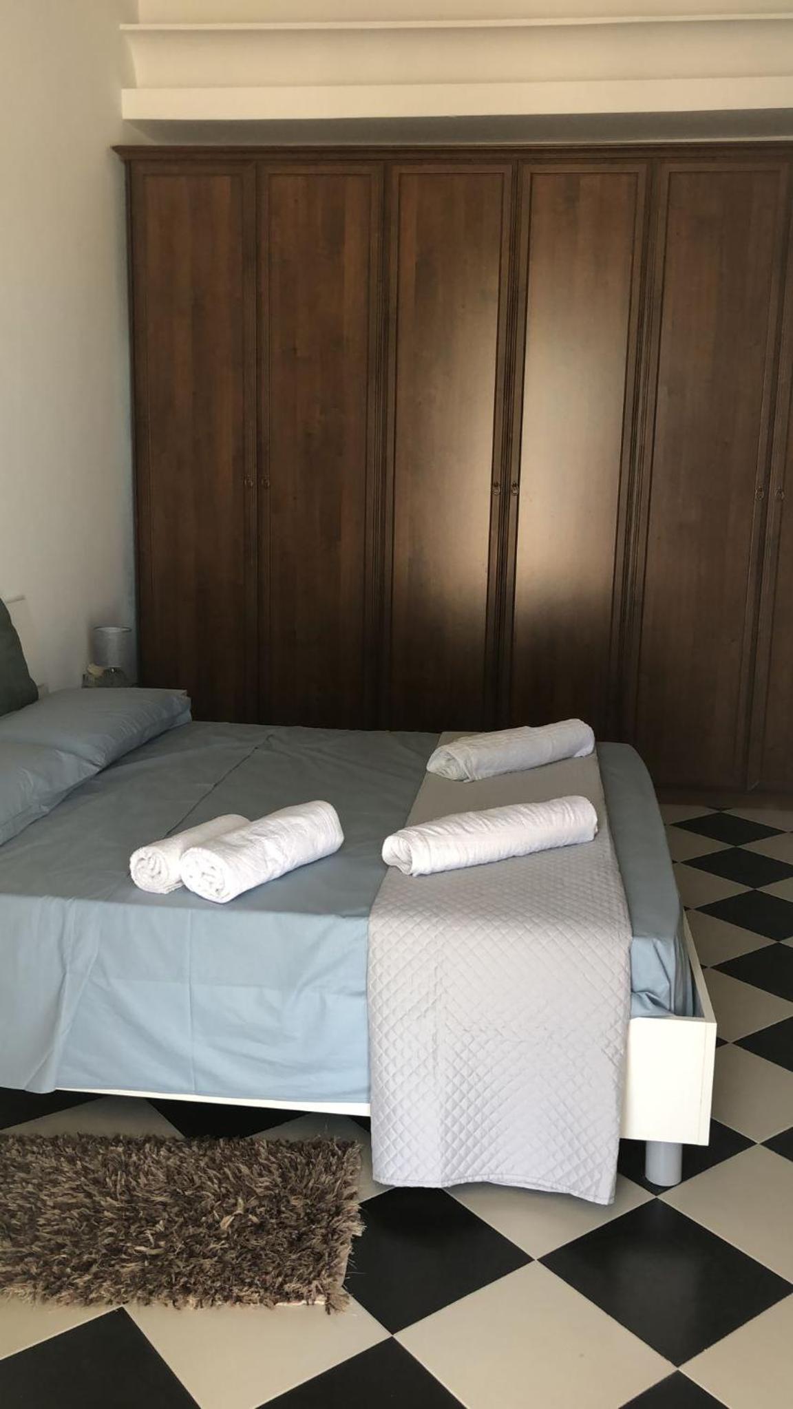 Double Room - Photo 4