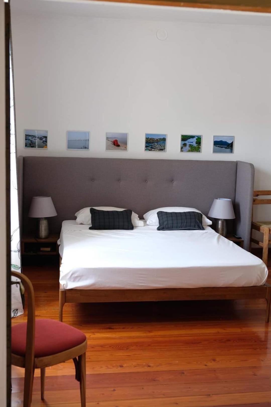 Deluxe King Room photo 1