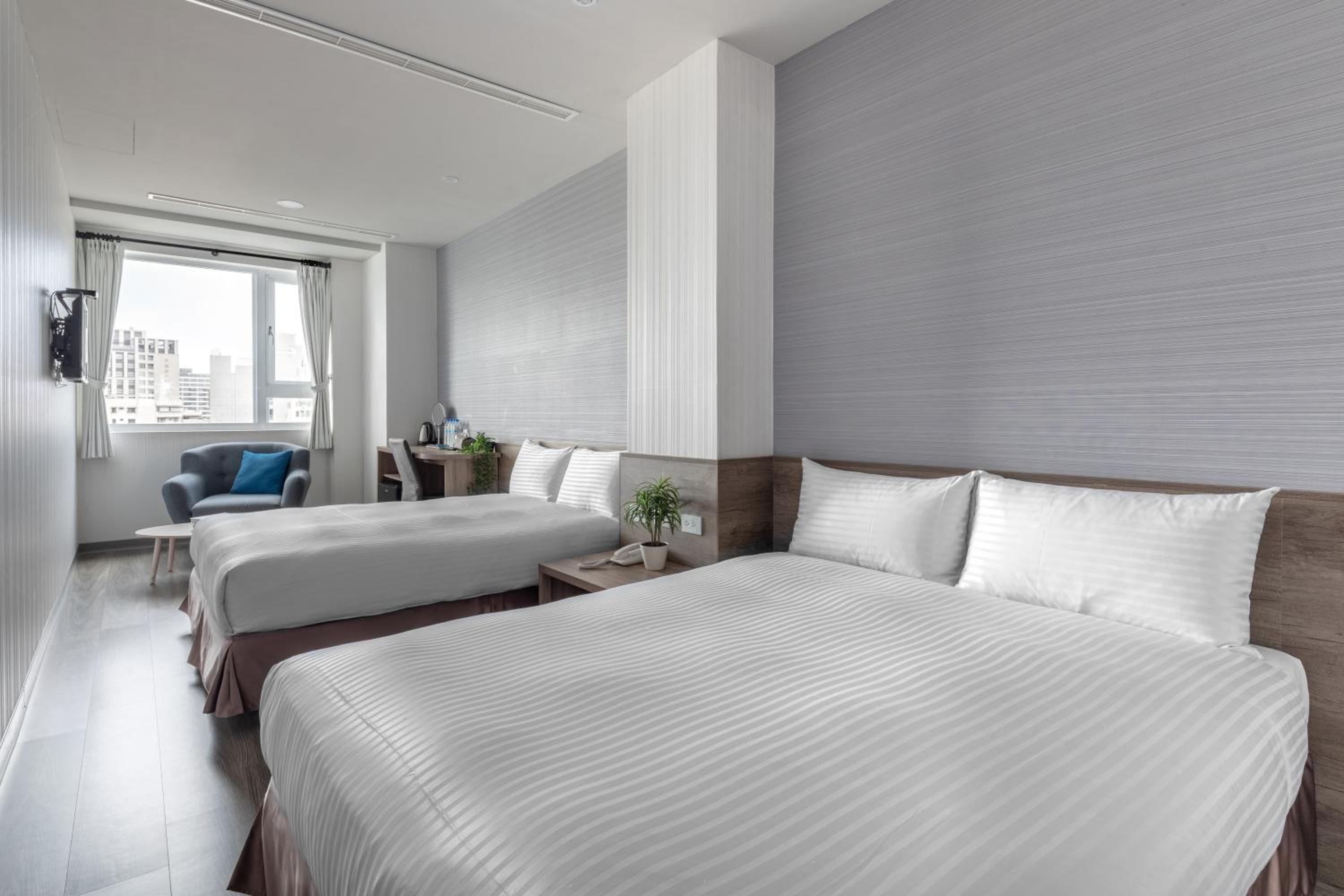 Standard Quadruple Room photo 3
