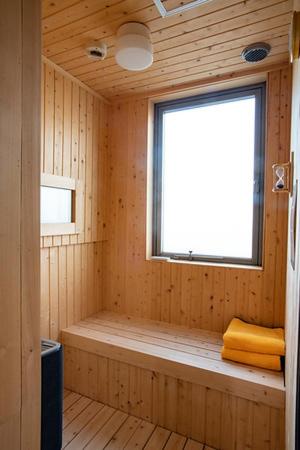 Deluxe Double Room - Smoking - Photo 3