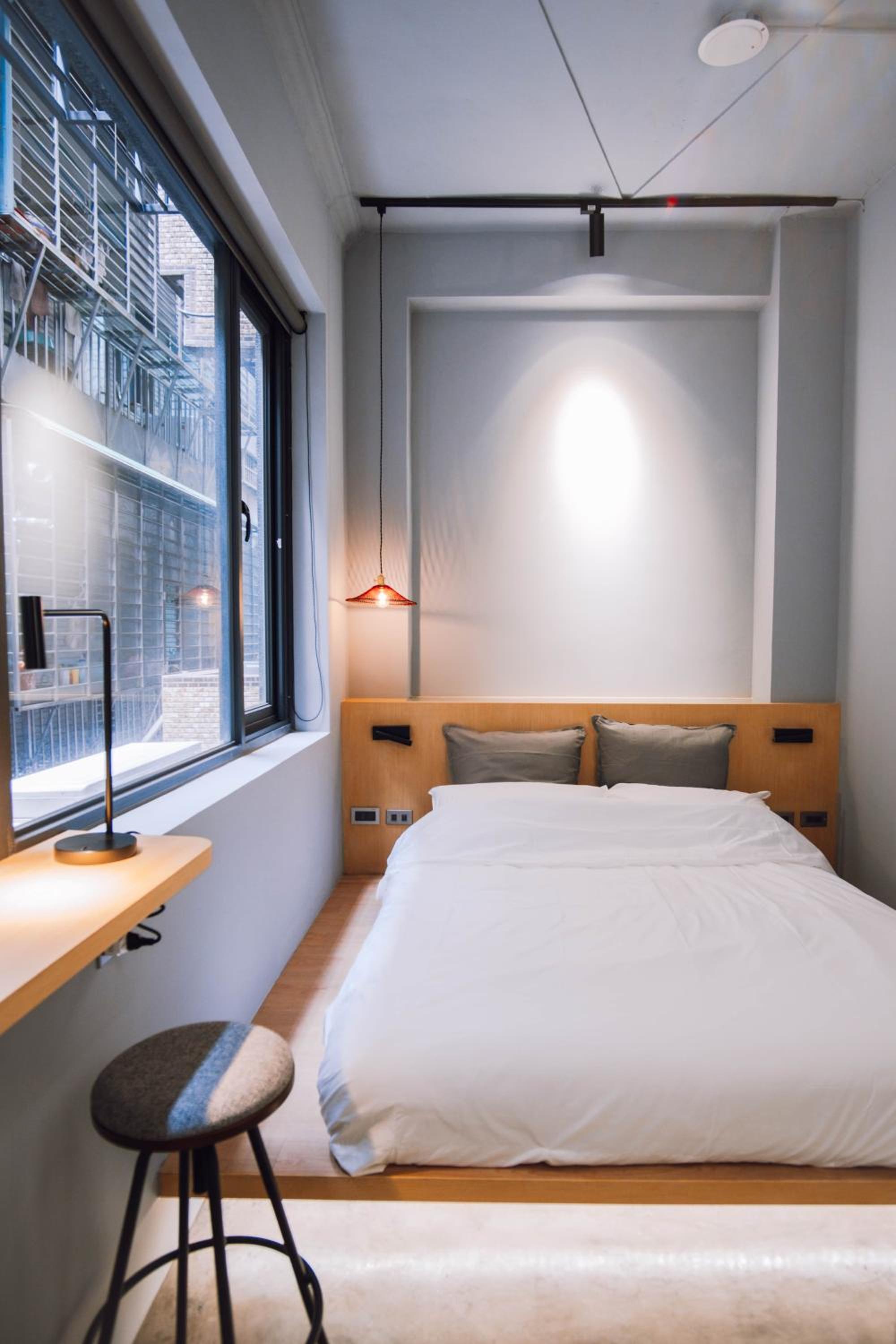 Standard Double Room - Photo 9