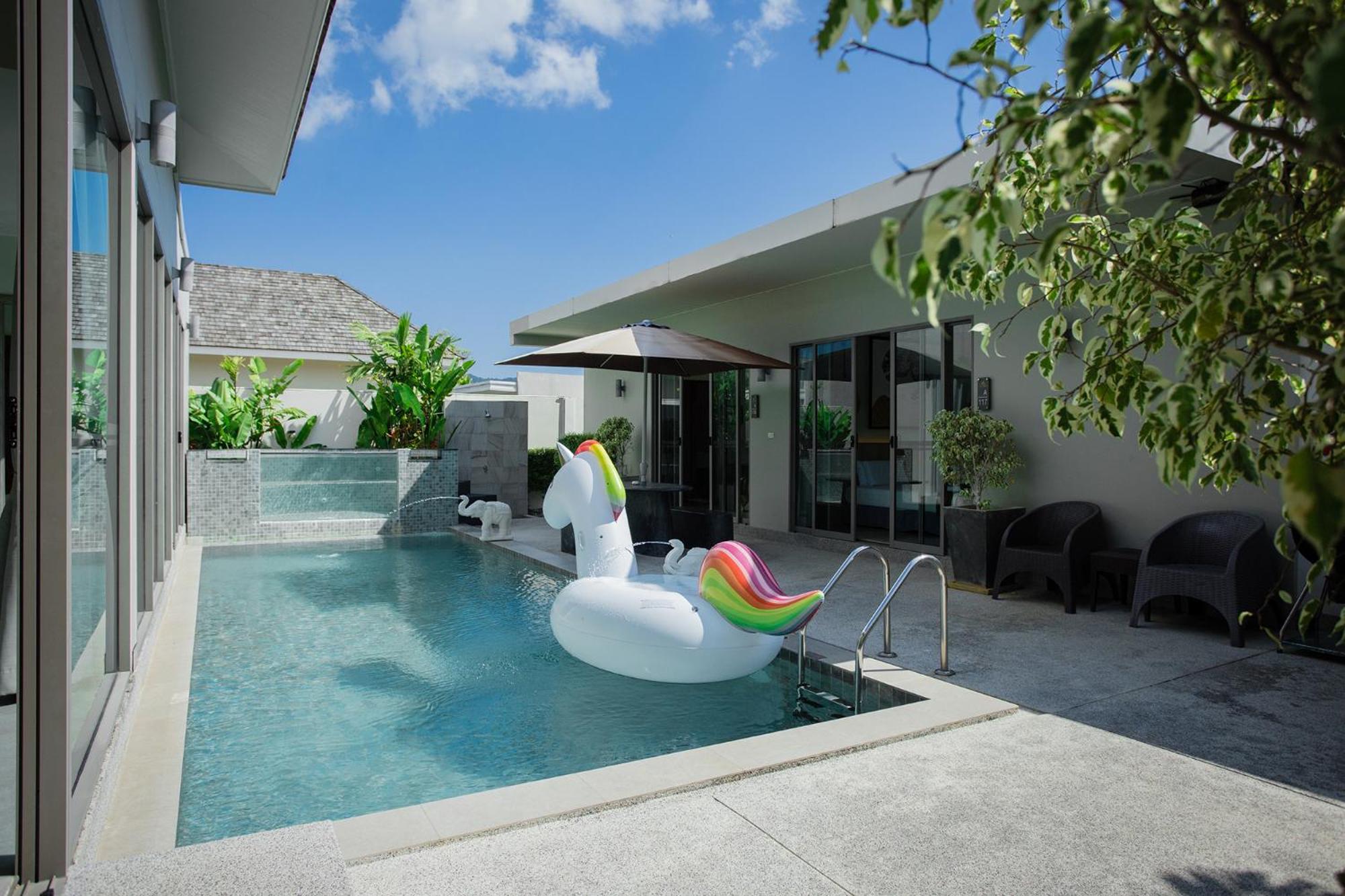 Three-Bedroom Villa - Photo 5