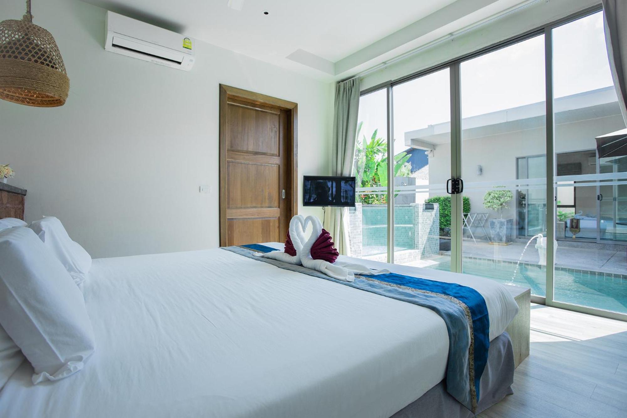 Three-Bedroom Villa - Photo 26