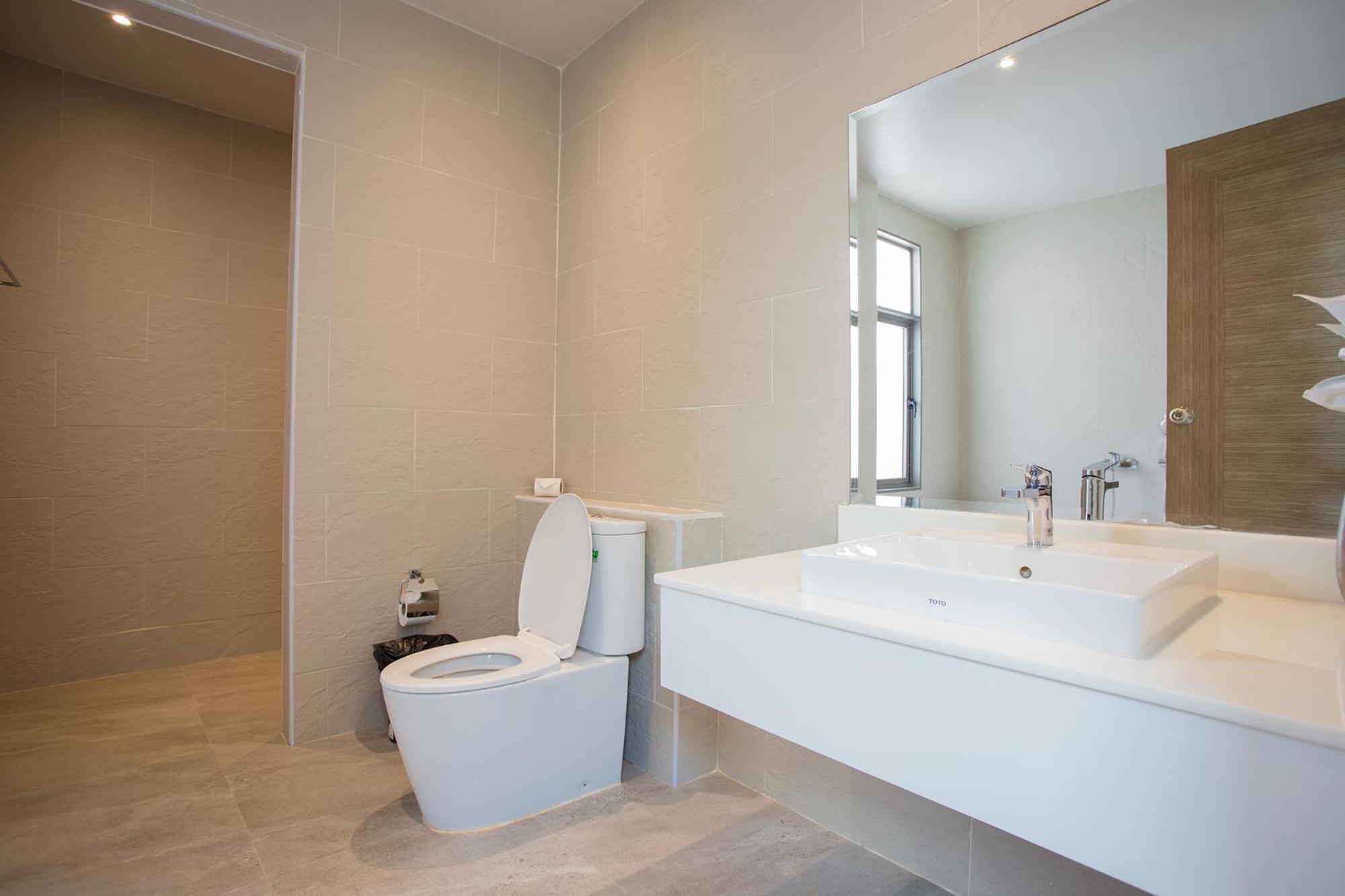 Three-Bedroom Villa - Photo 7