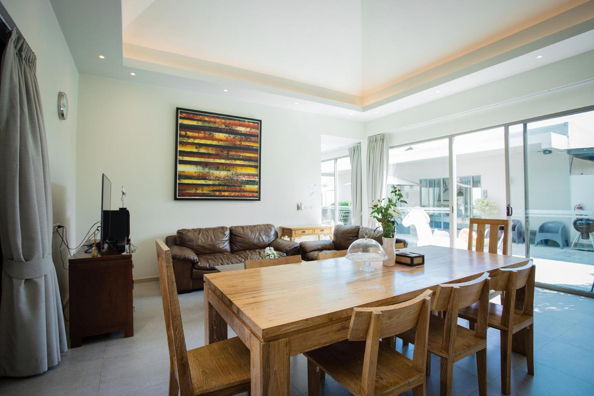 Three-Bedroom Villa - Photo 15