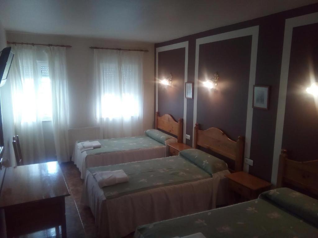 Habitación Triple Básica
