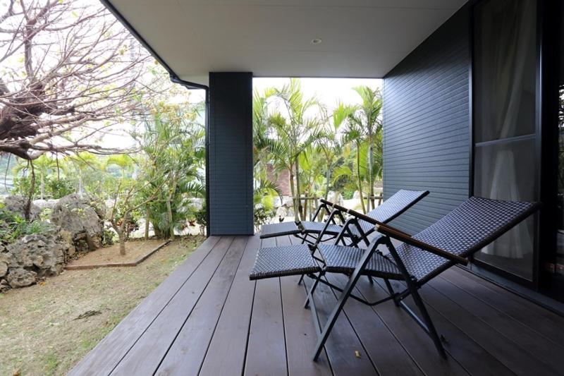 Three-Bedroom House photo 3