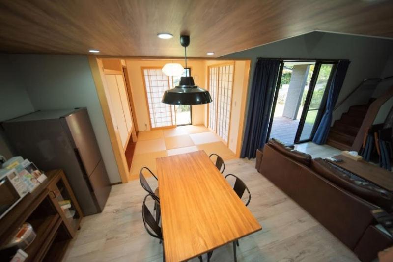 Three-Bedroom House photo 2