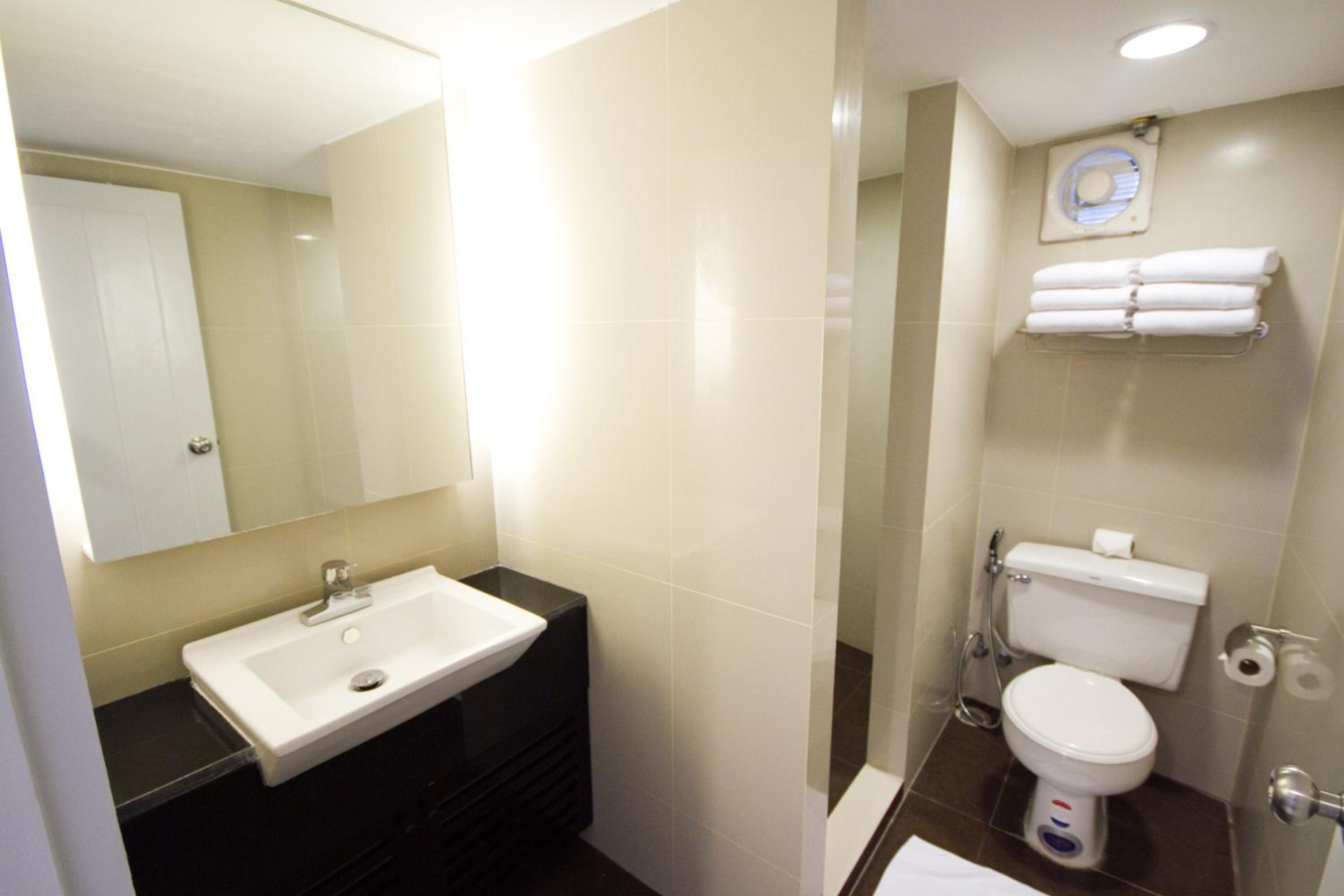 Ocean View Duplex - Photo 3
