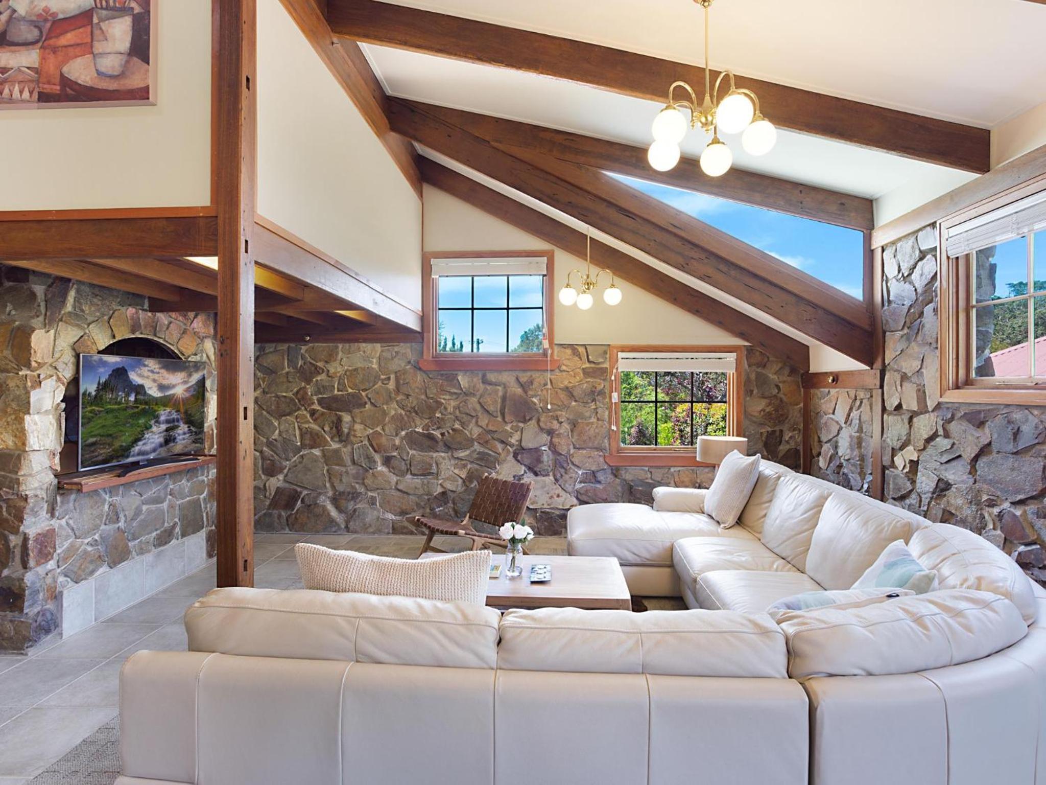 Four-Bedroom House photo 1