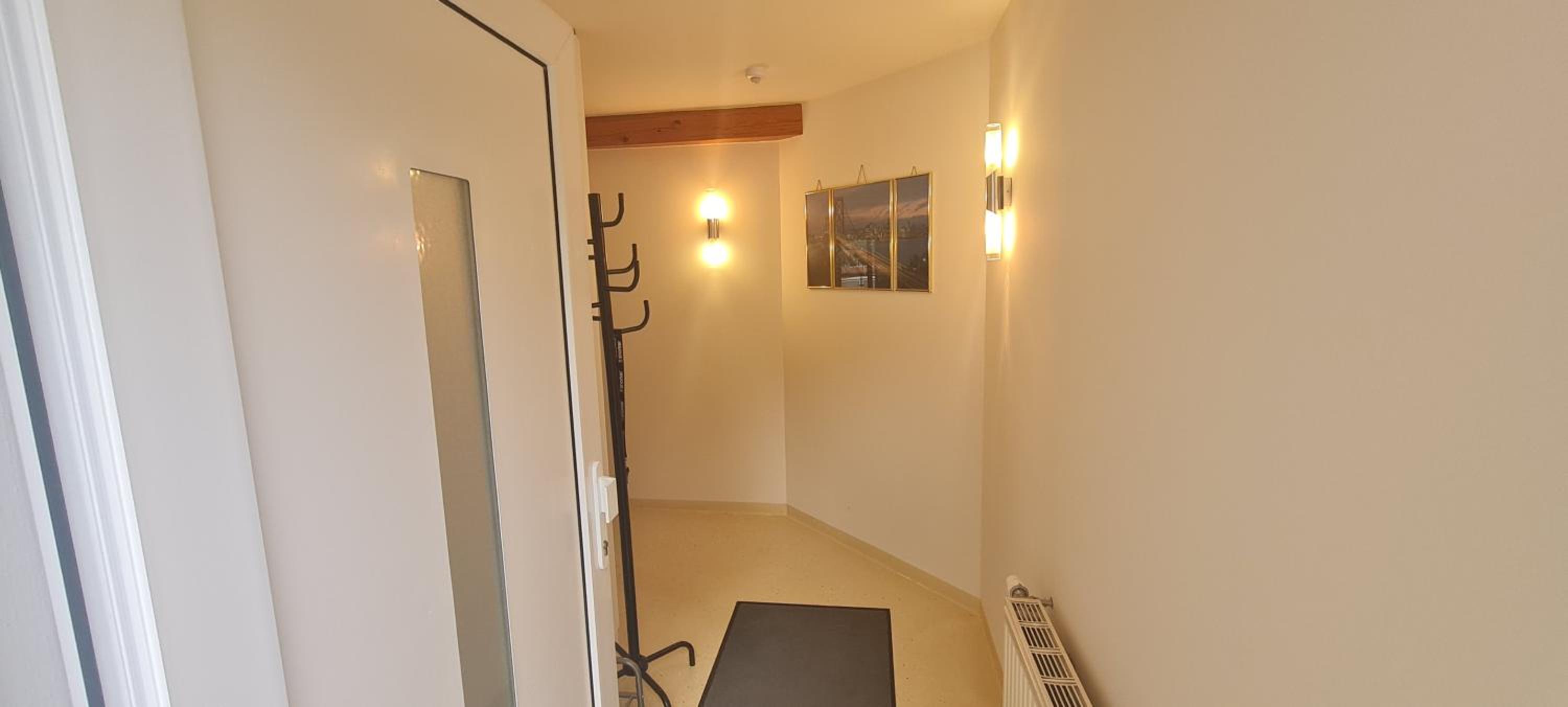 One-Bedroom Apartment photo 3