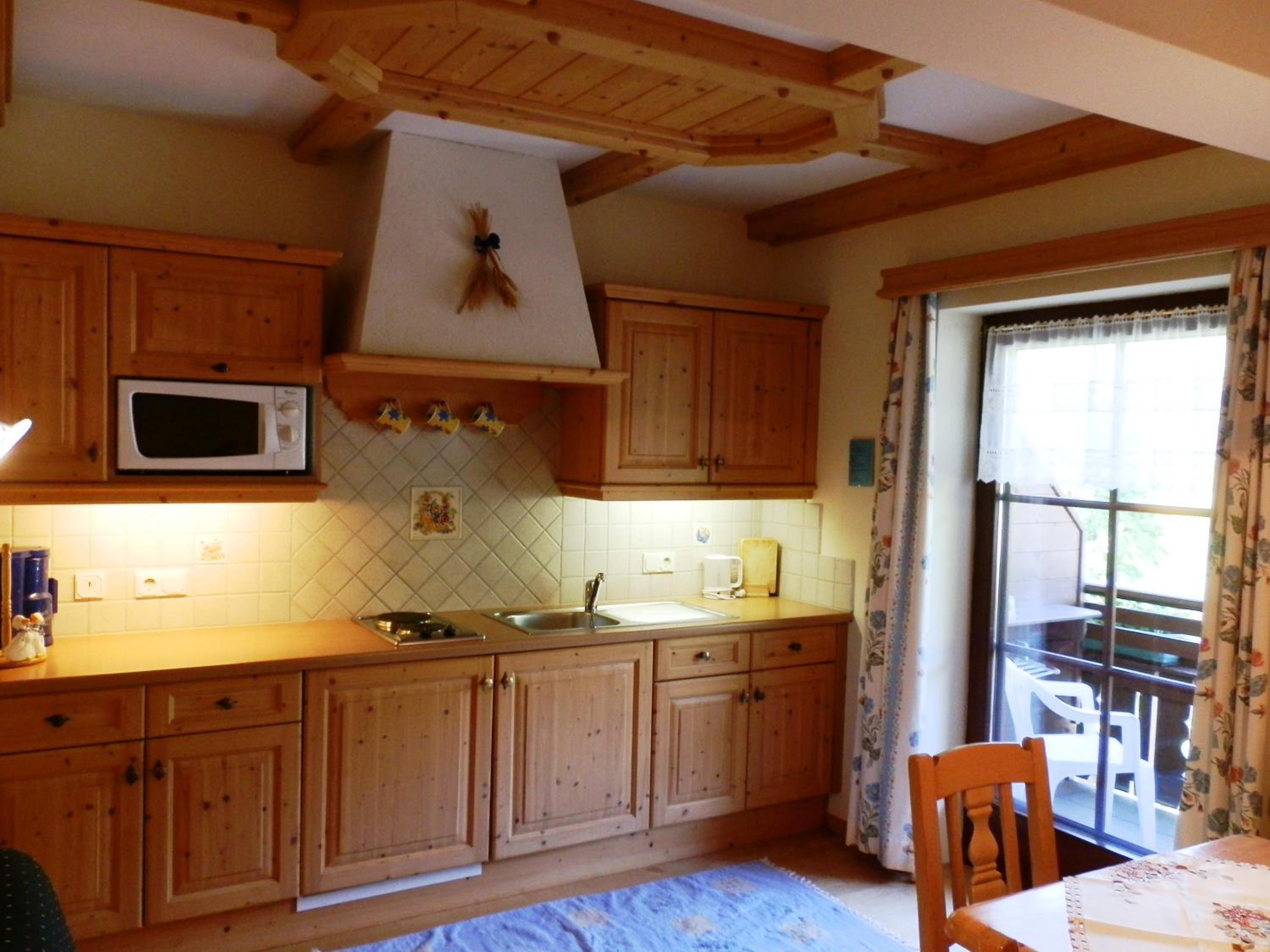 Two-Bedroom Apartment with Balcony - Photo 18
