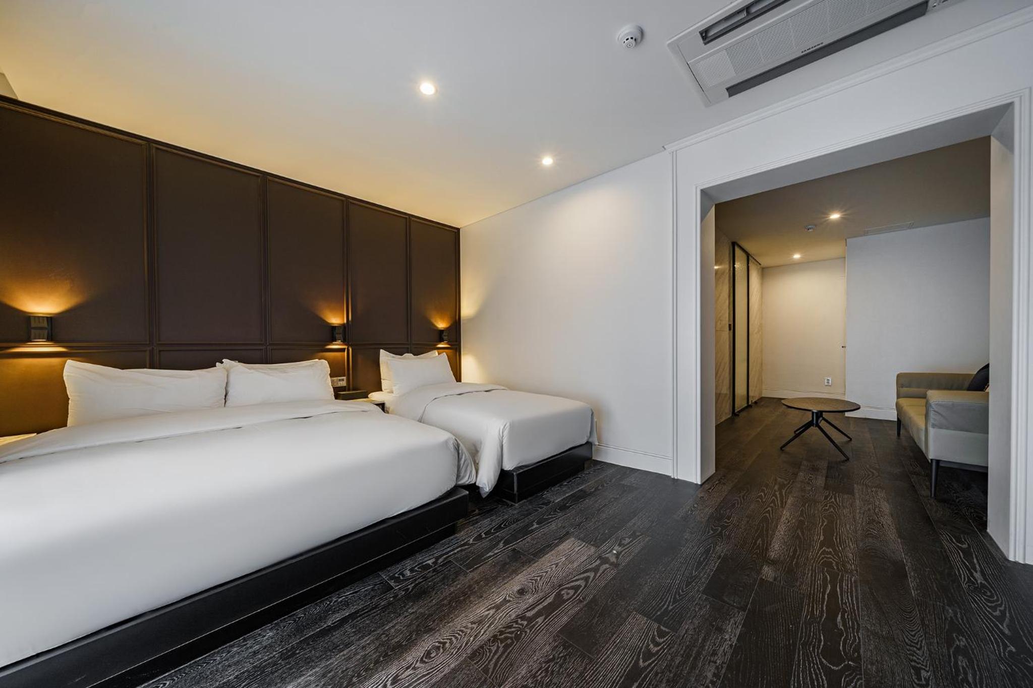 Family Suite - Photo 3