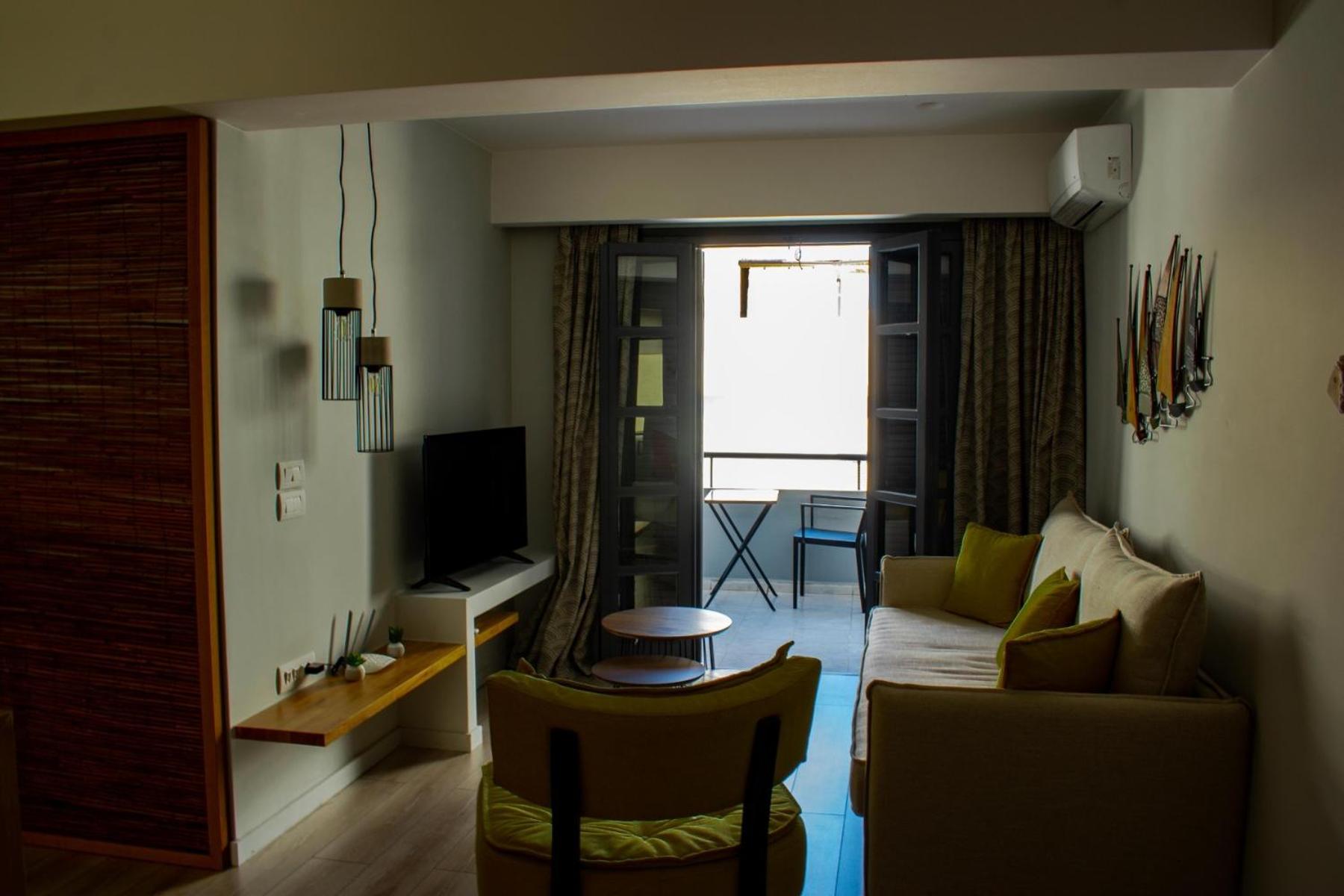Apartment Ikaros with Sea View thumbnail 5