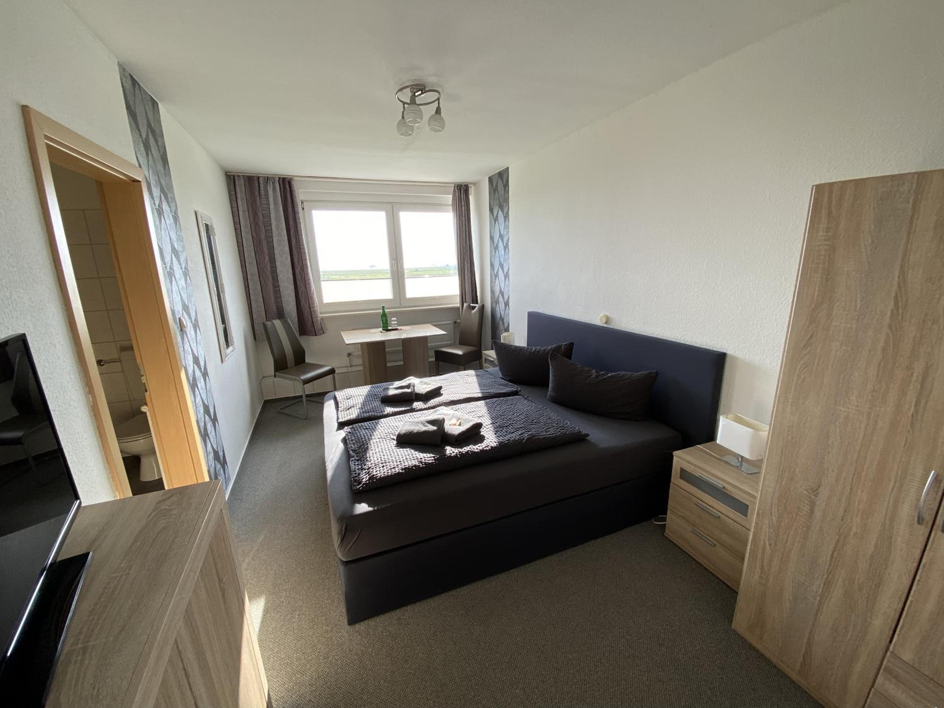 Standard Double Room photo 3