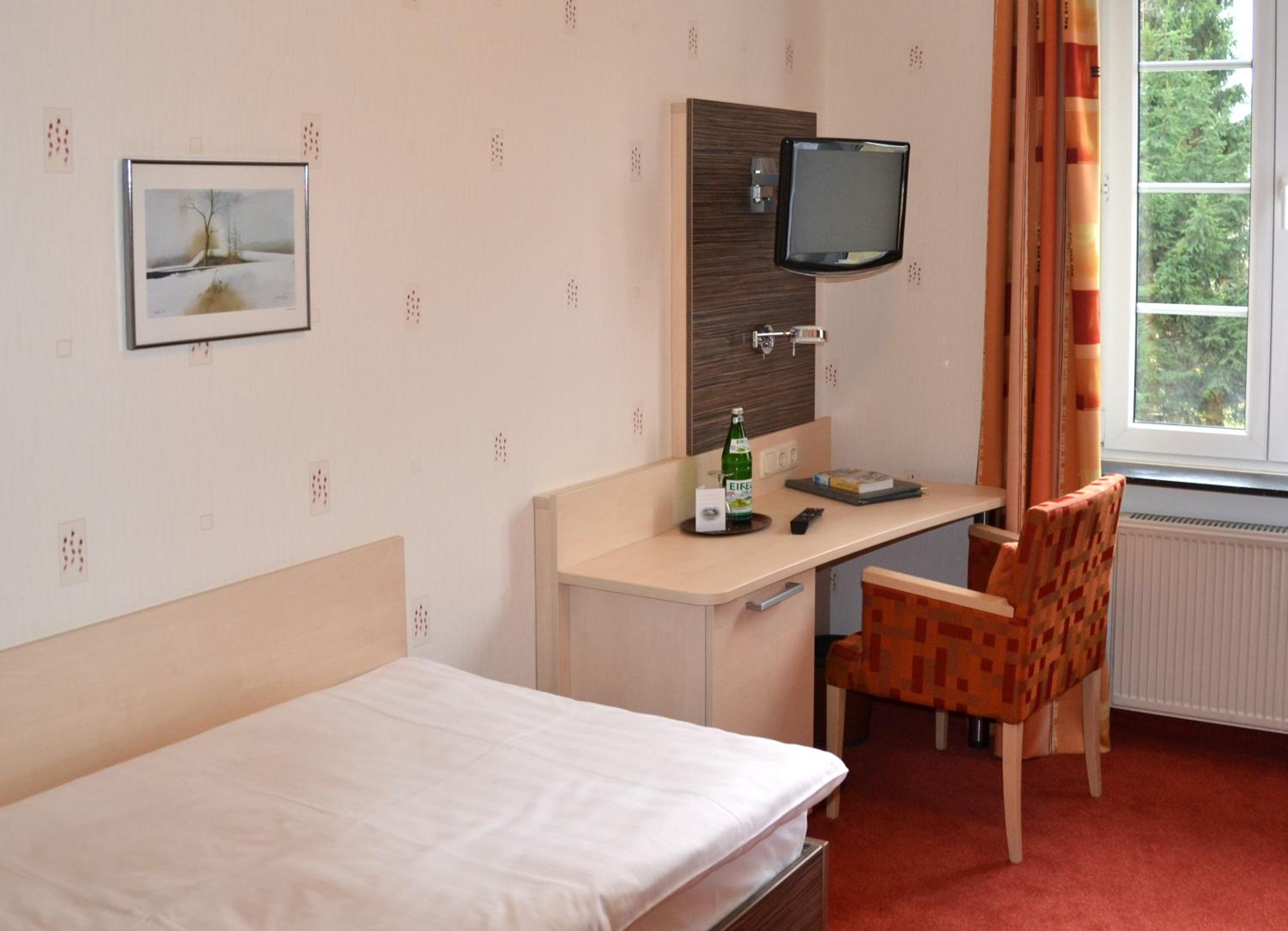 Single Room photo 3