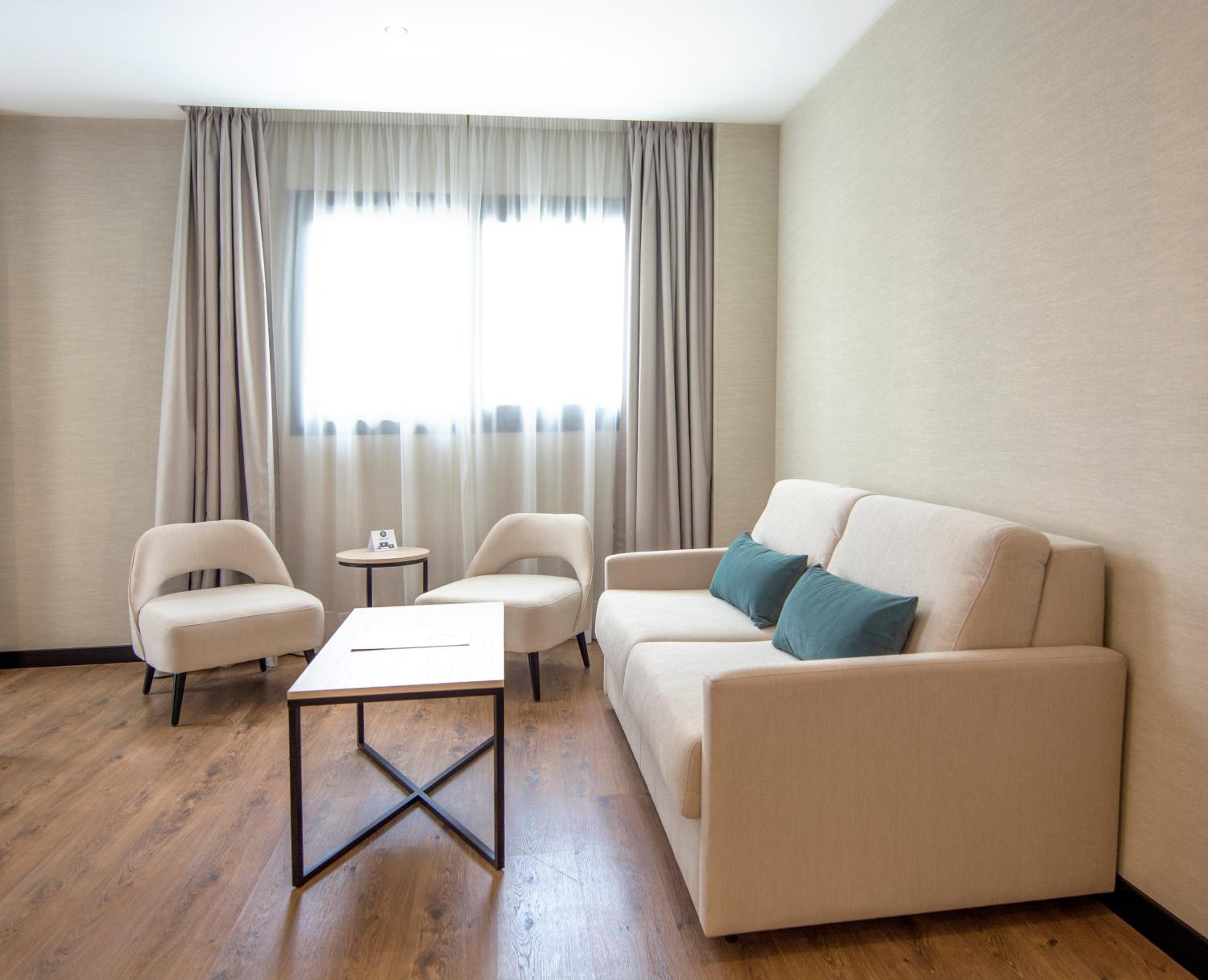 Junior Suite - Photo 1