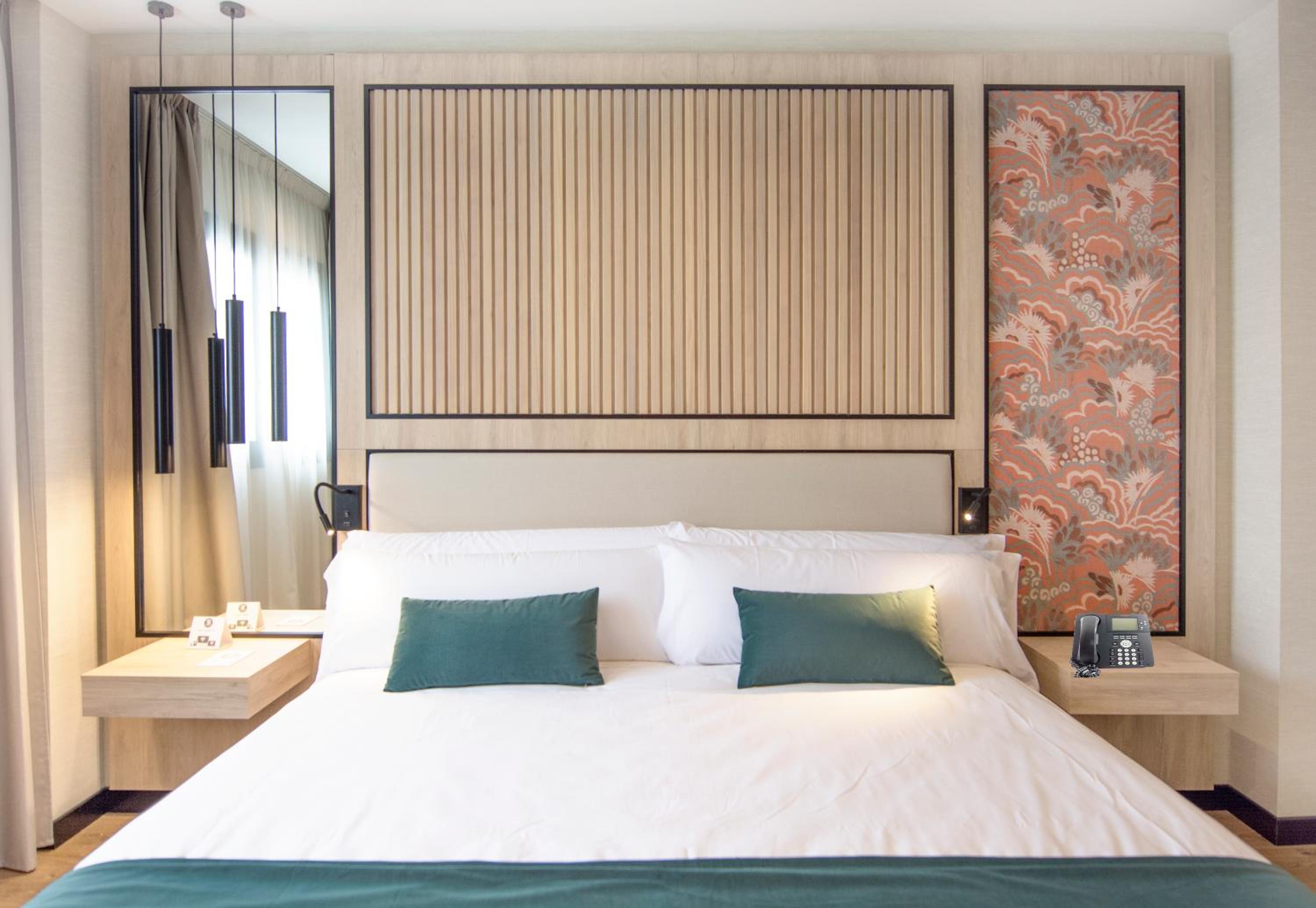 Double or Twin Room - Photo 7
