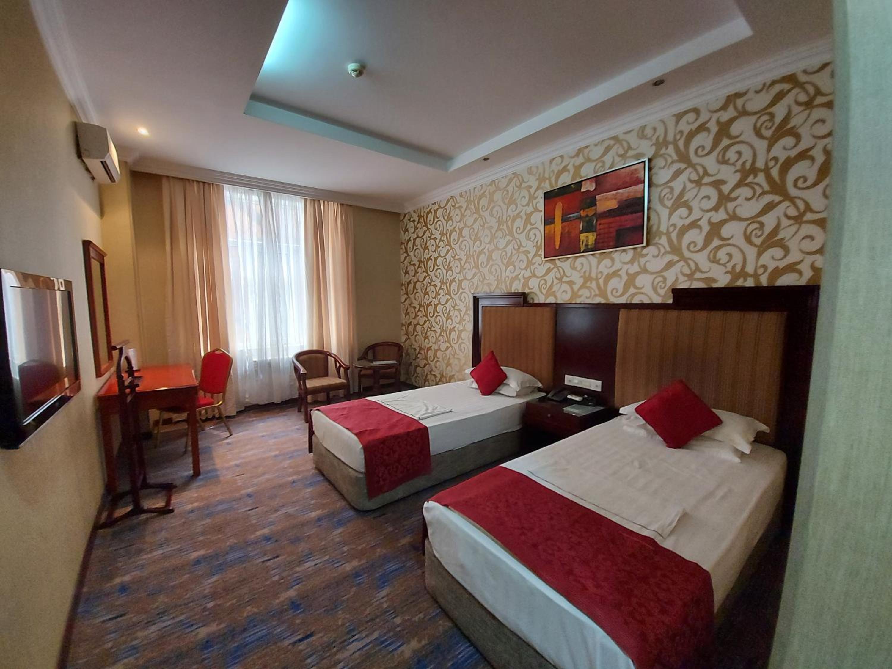 Comfort Twin Room