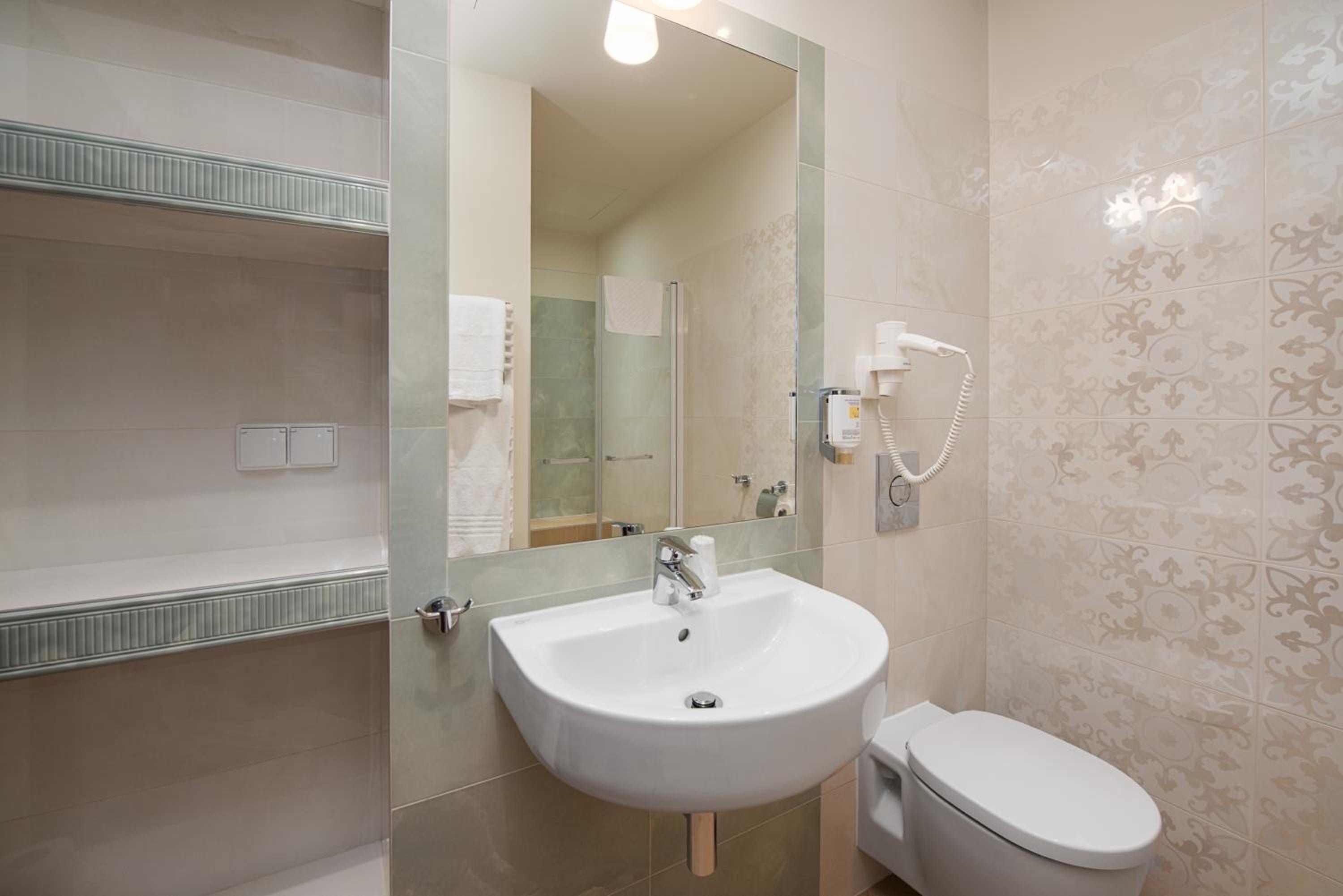 Deluxe Double Room - Photo 6