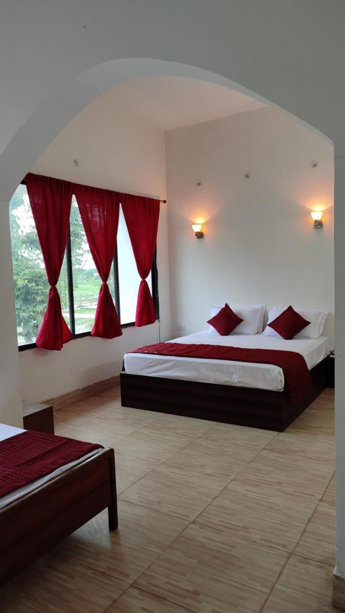 Deluxe Non AC Room photo 2