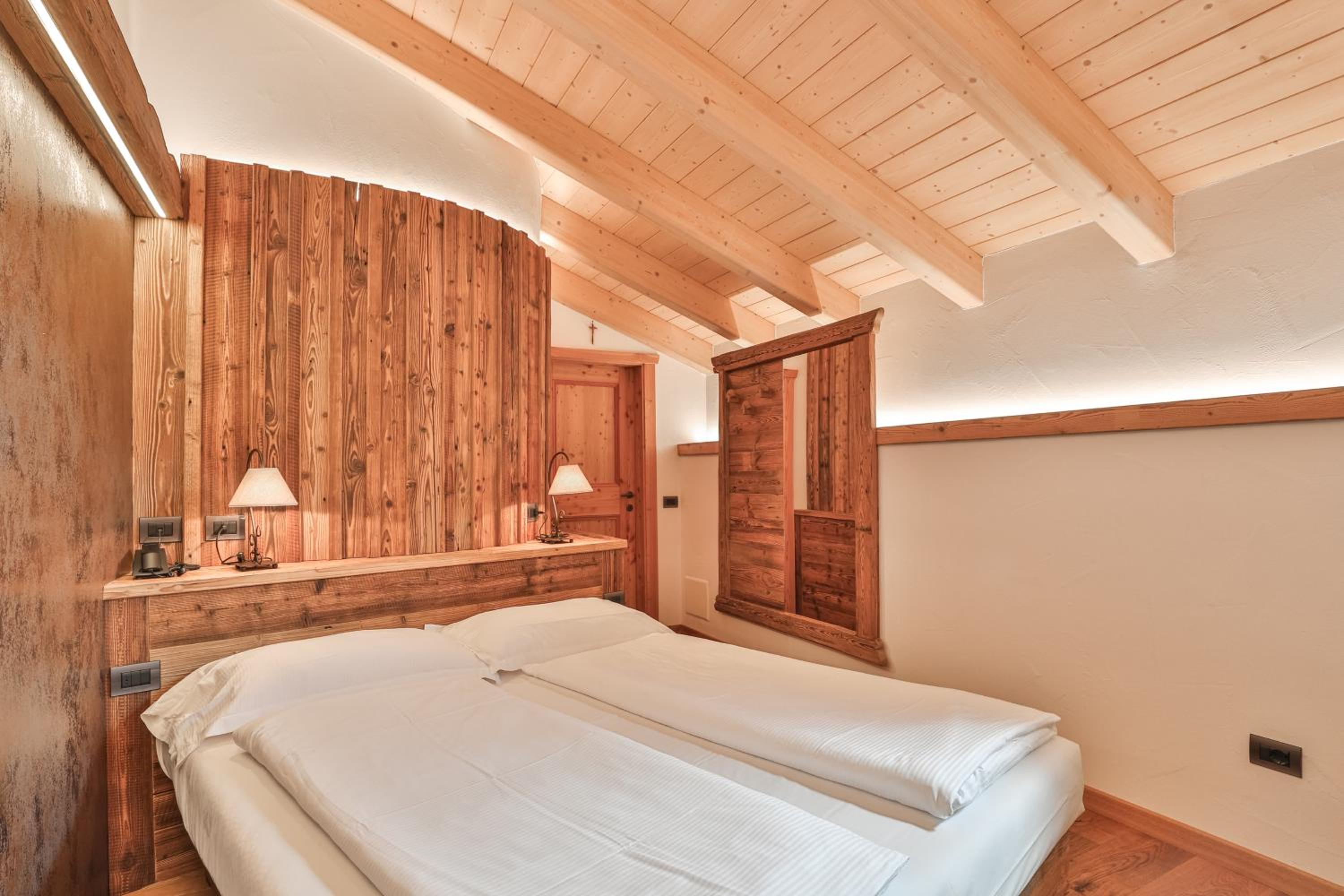 Double or Twin Room photo 2