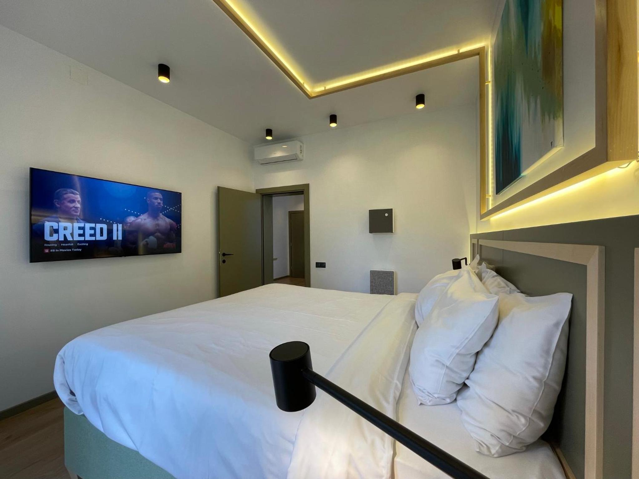 Apartment with Terrace photo 2