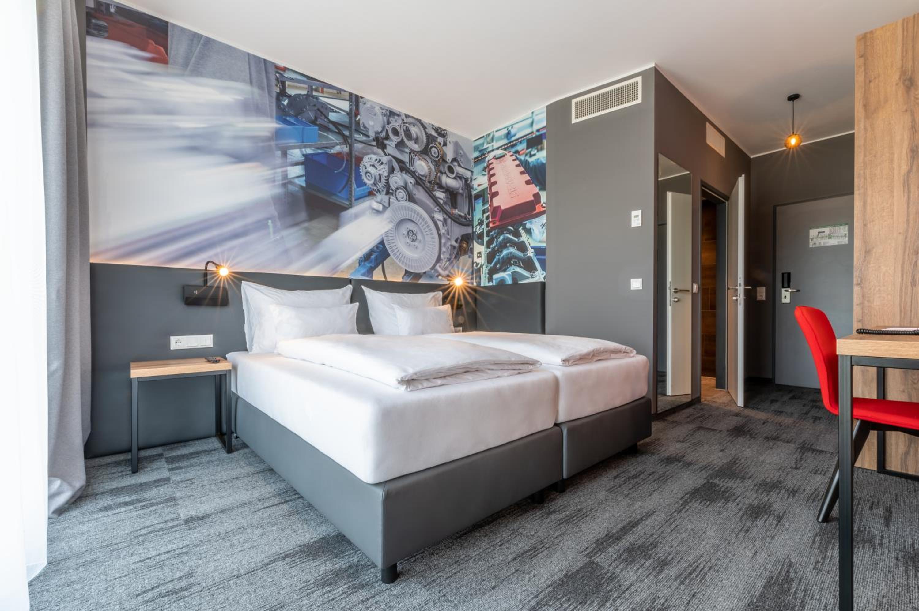 Standard Twin Room - Photo 12