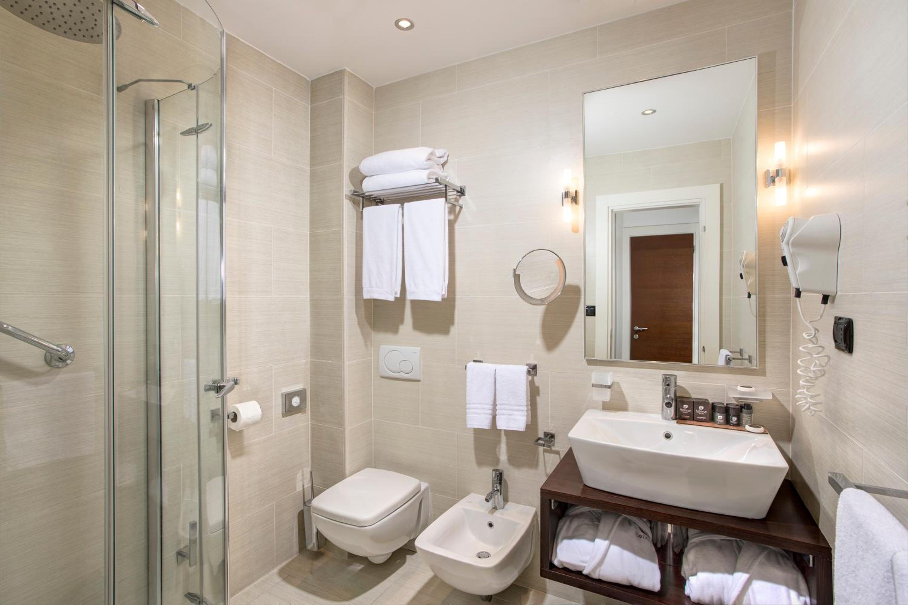 Executive Triple Room - Photo 3