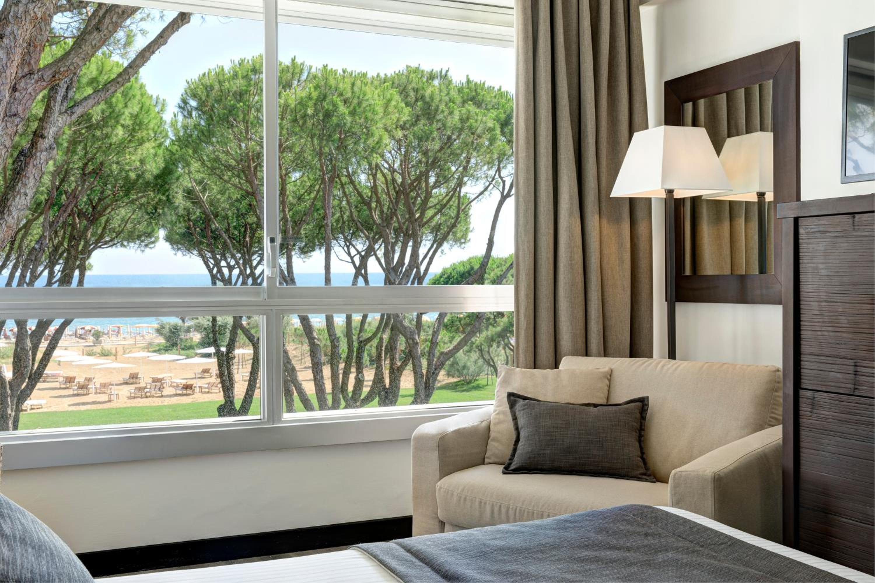 Executive Triple Room - Photo 12