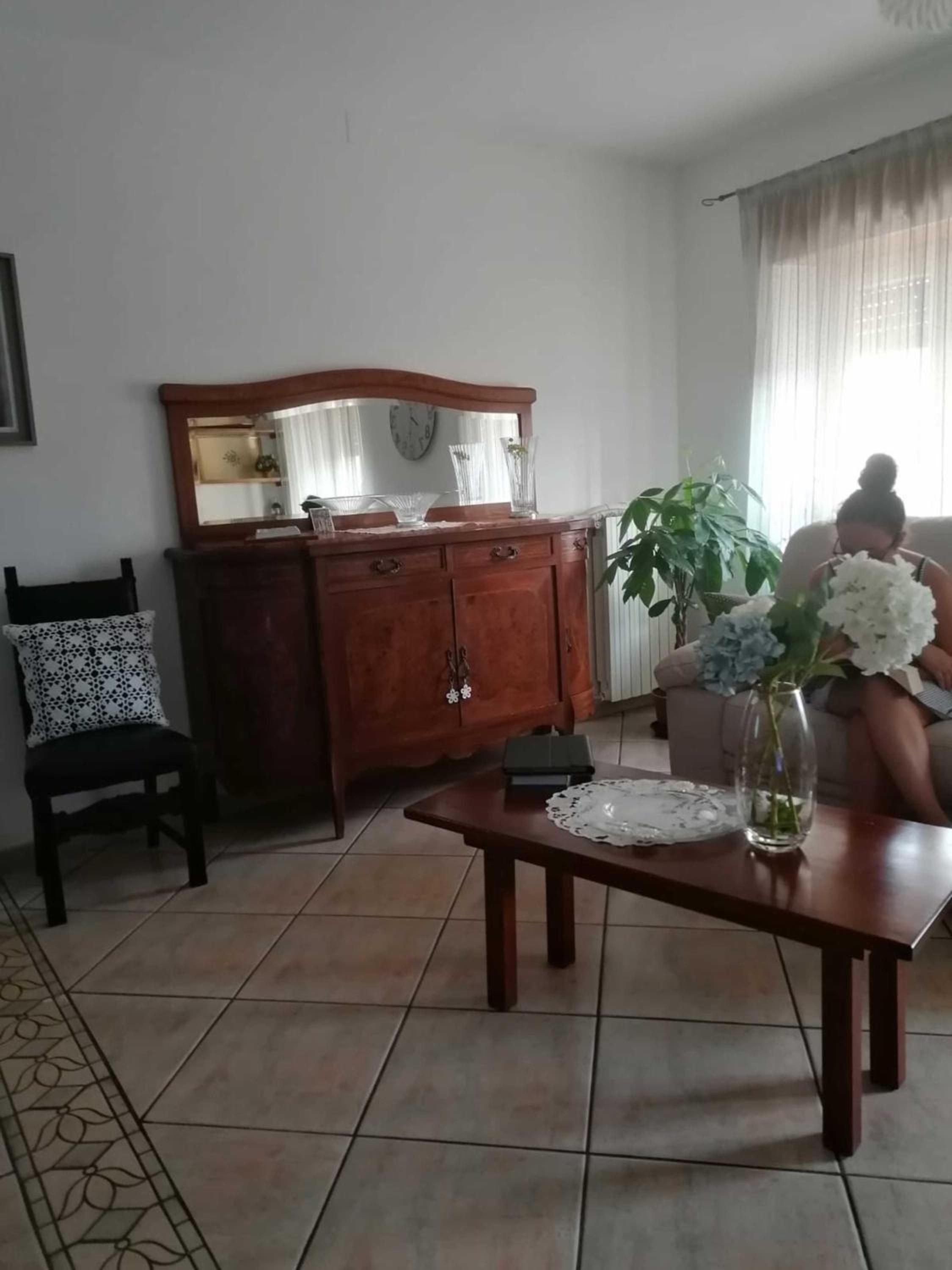 Two-Bedroom House - Photo 20
