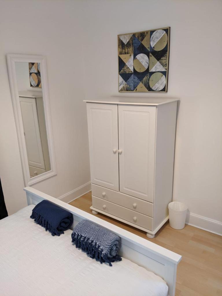 Two-Bedroom Apartment photo 2