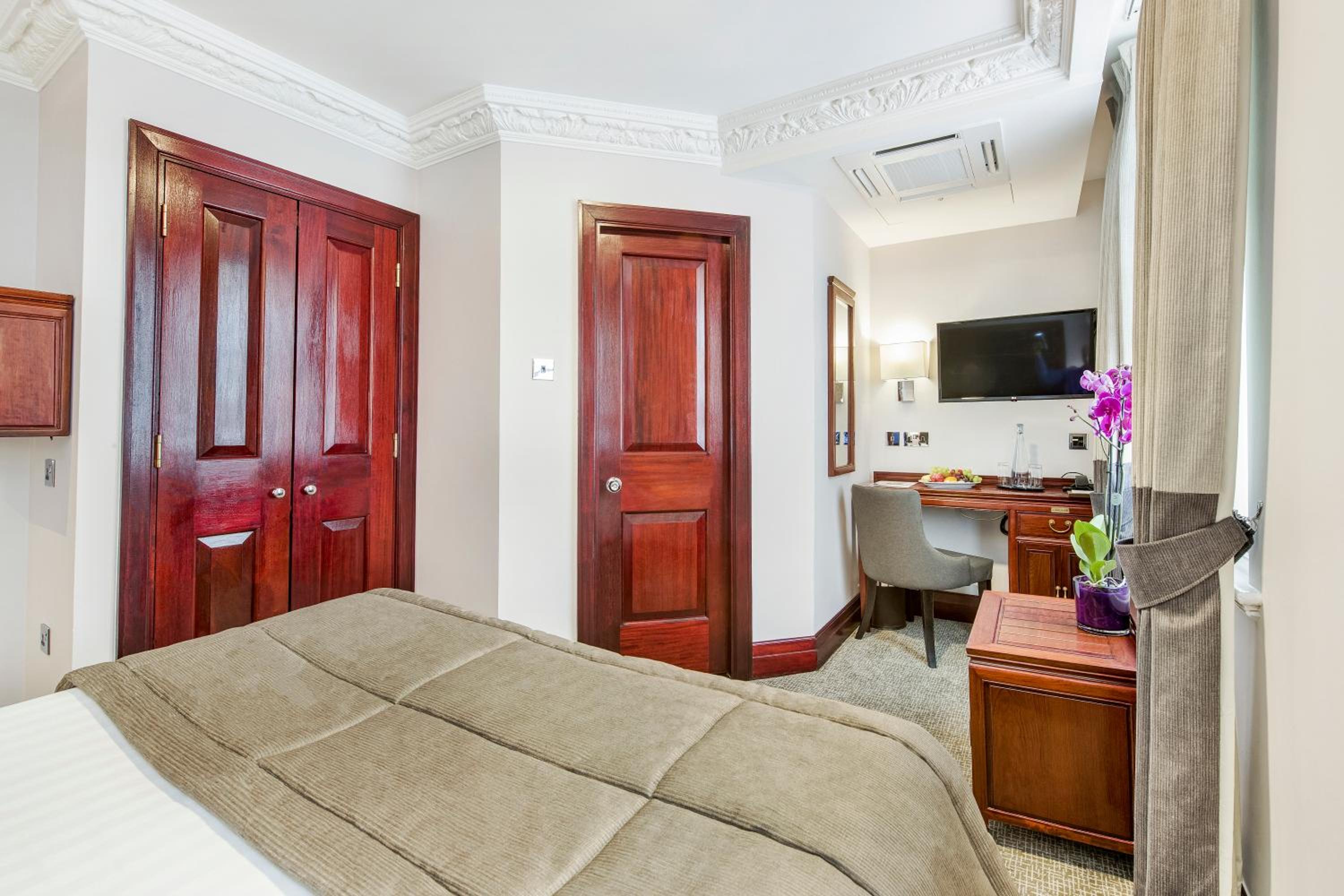Superior Double Room photo 2