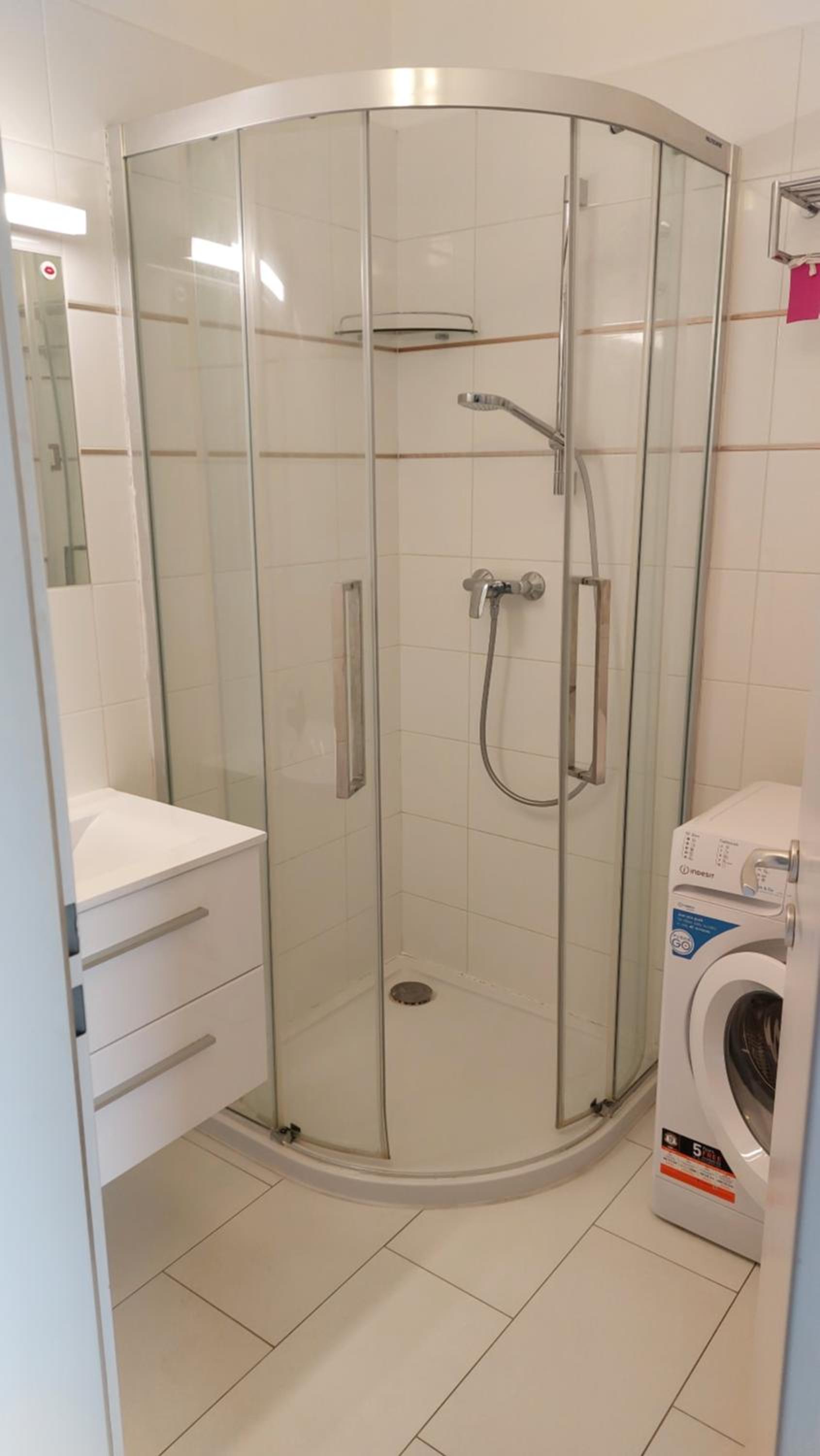Apartment - Photo 3