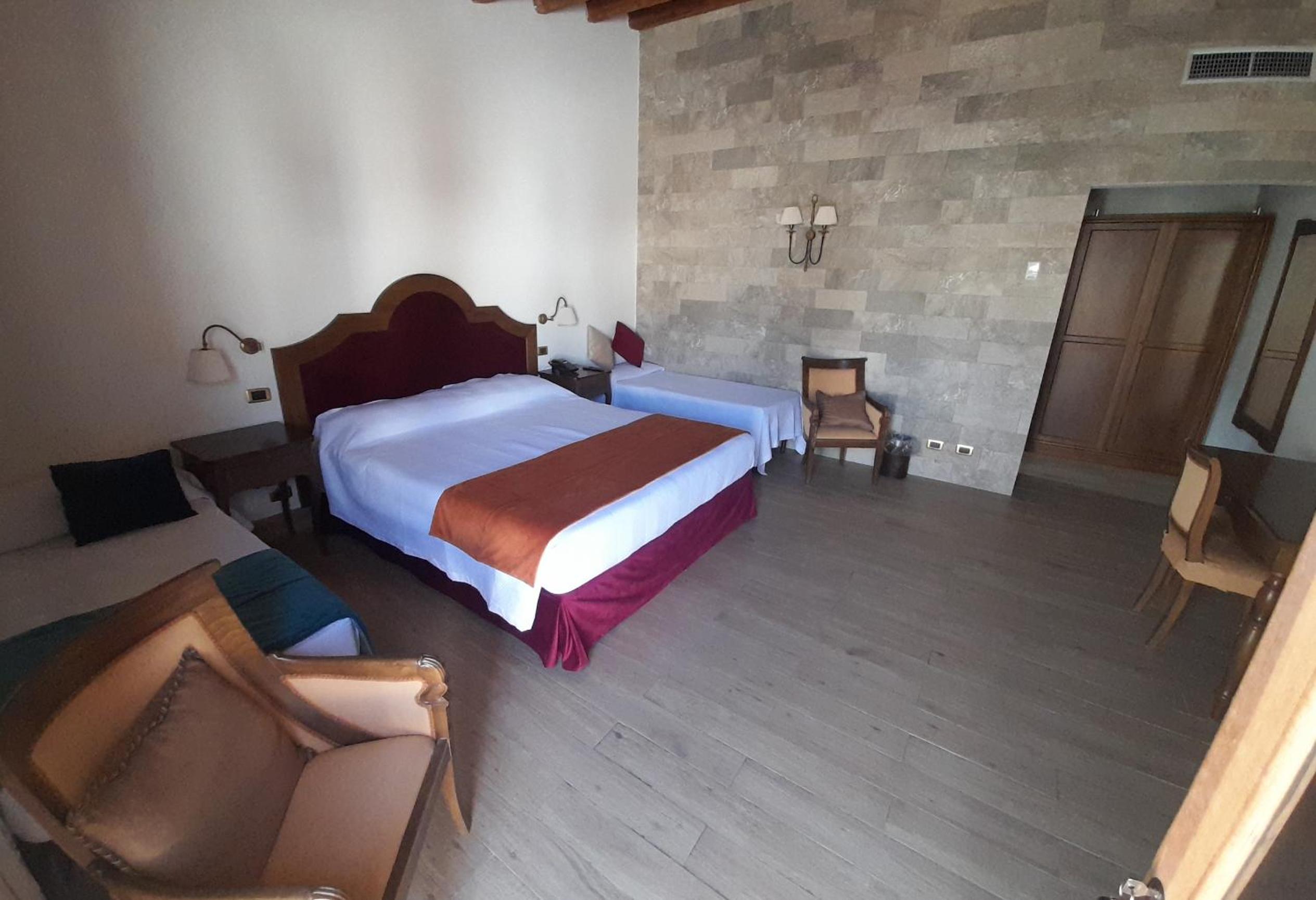Premium Quadruple Room photo 3