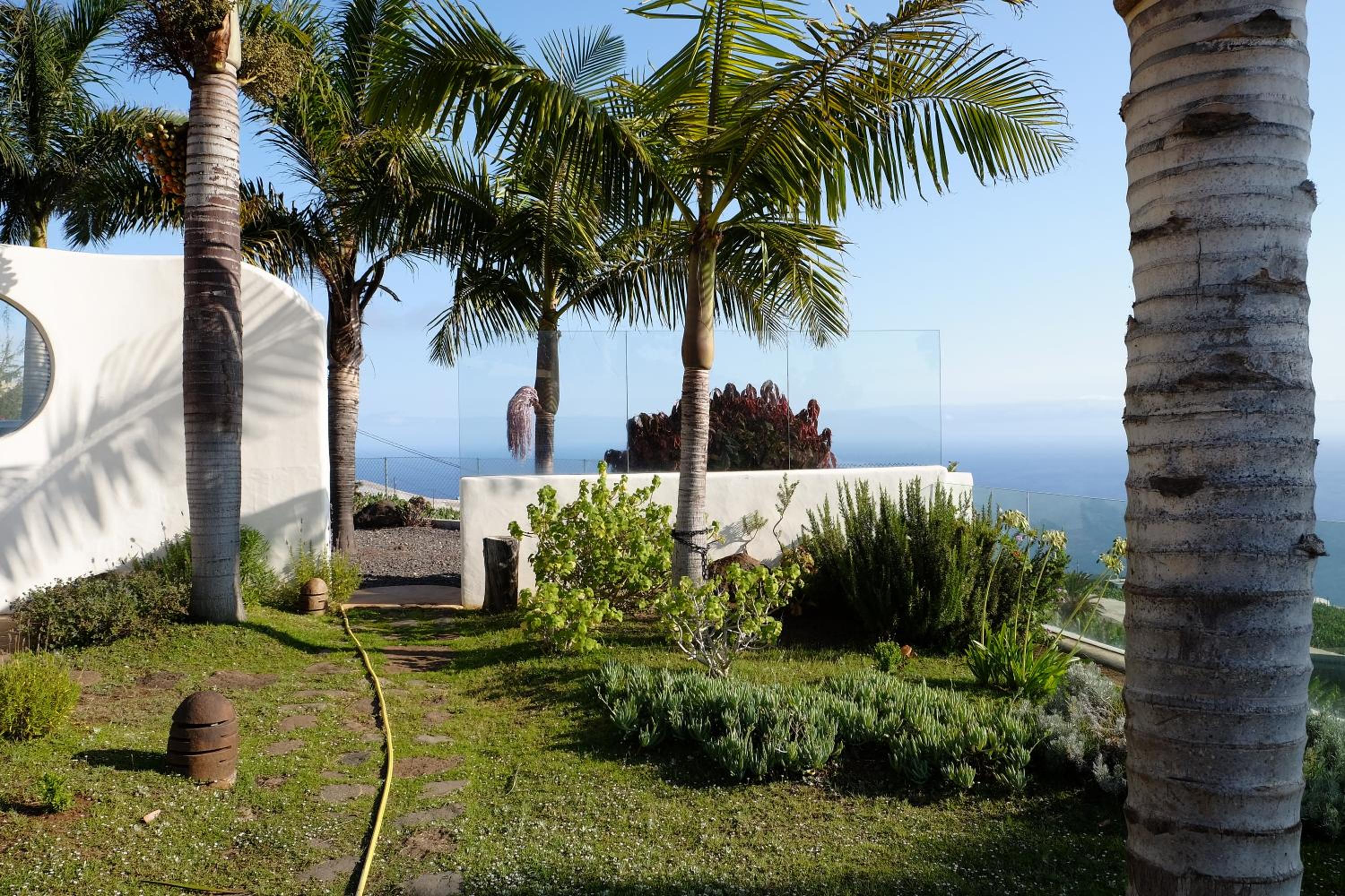 Two-Bedroom Villa photo 3
