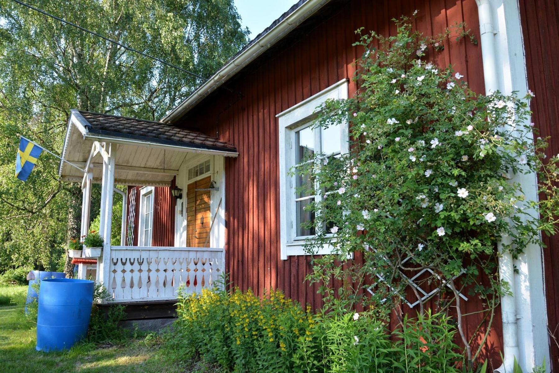 Two-Bedroom House - Photo 44