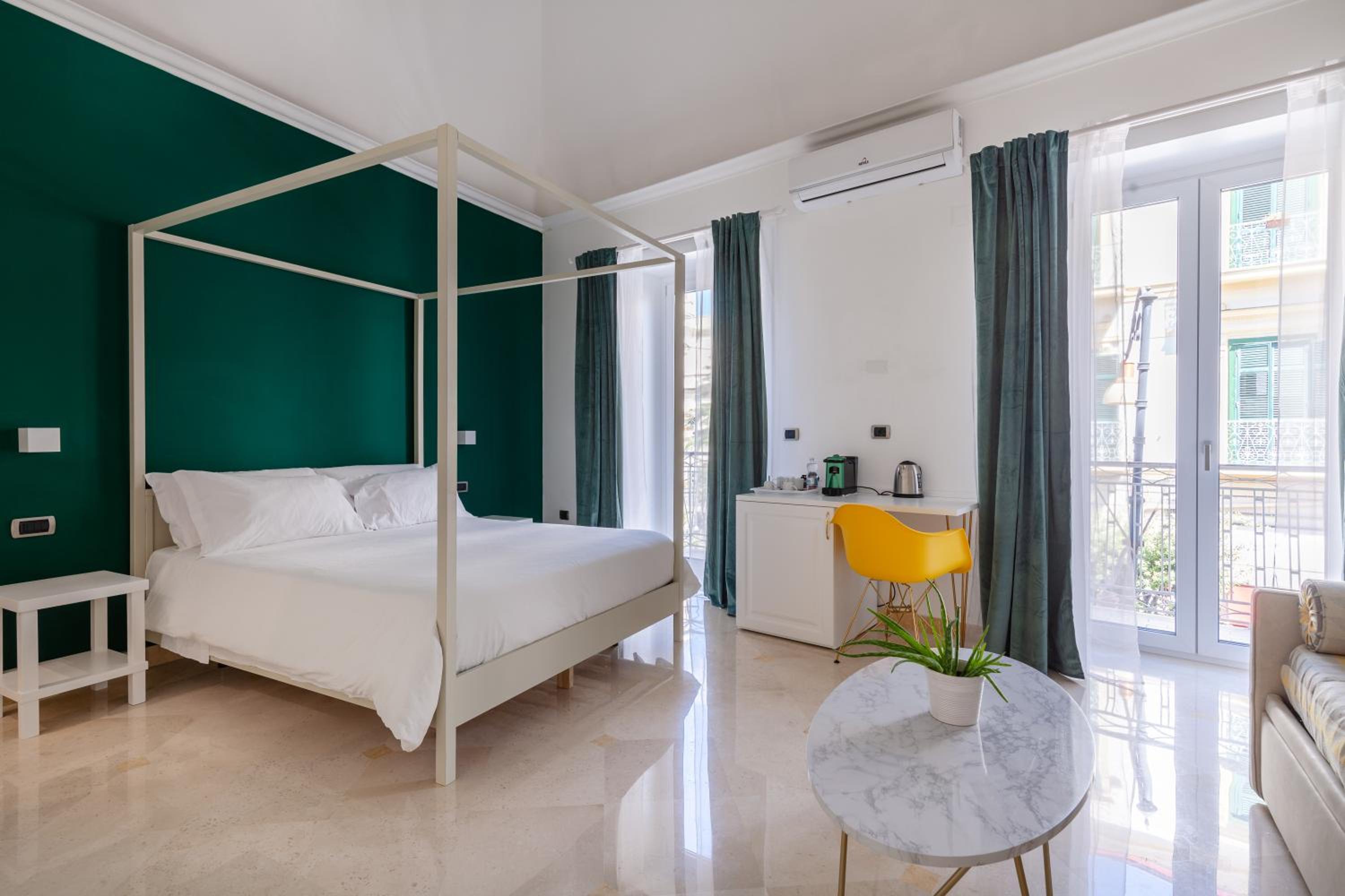 Junior Suite with Balcony