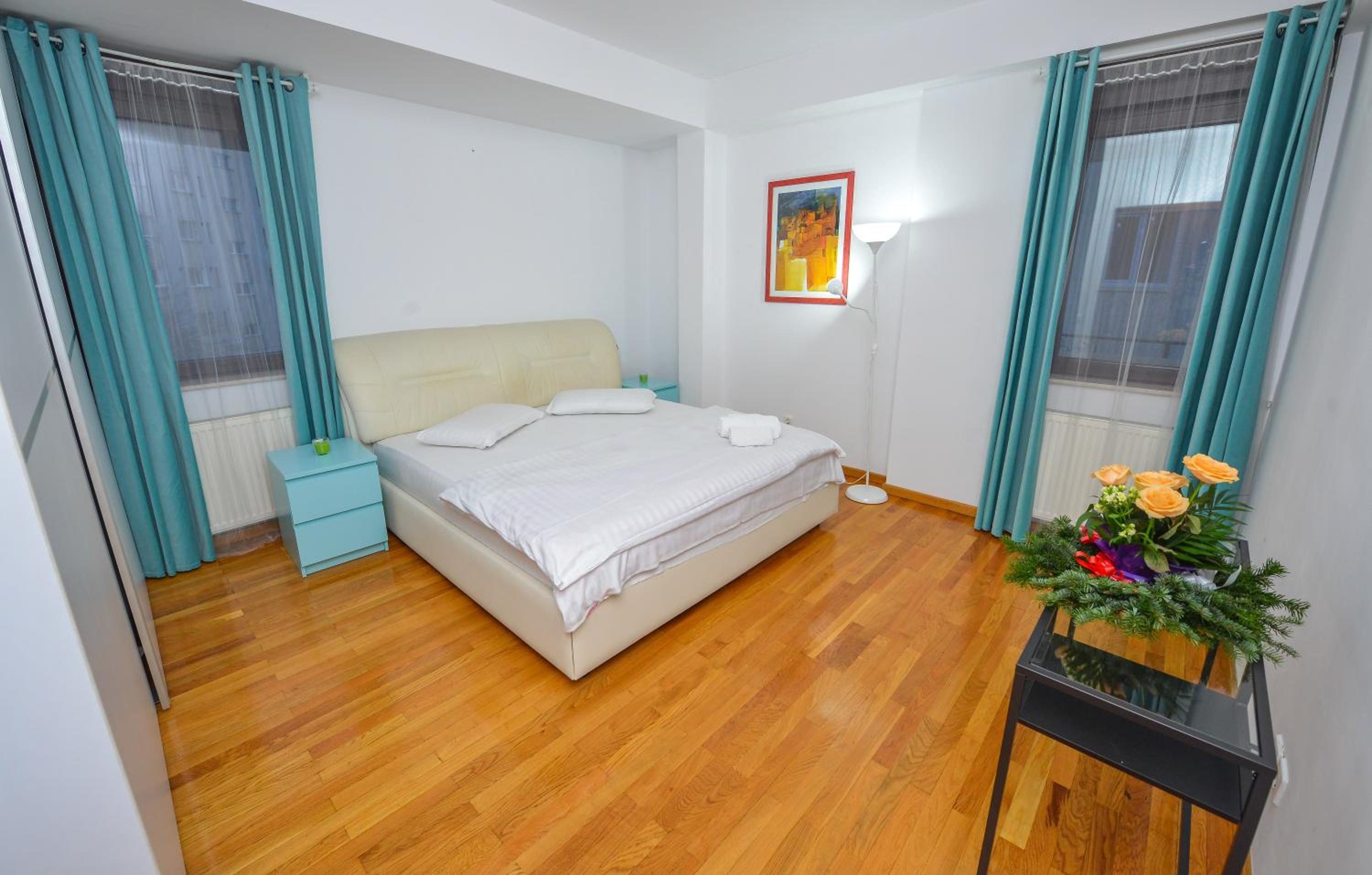One-Bedroom Apartment with Terrace - Photo 14