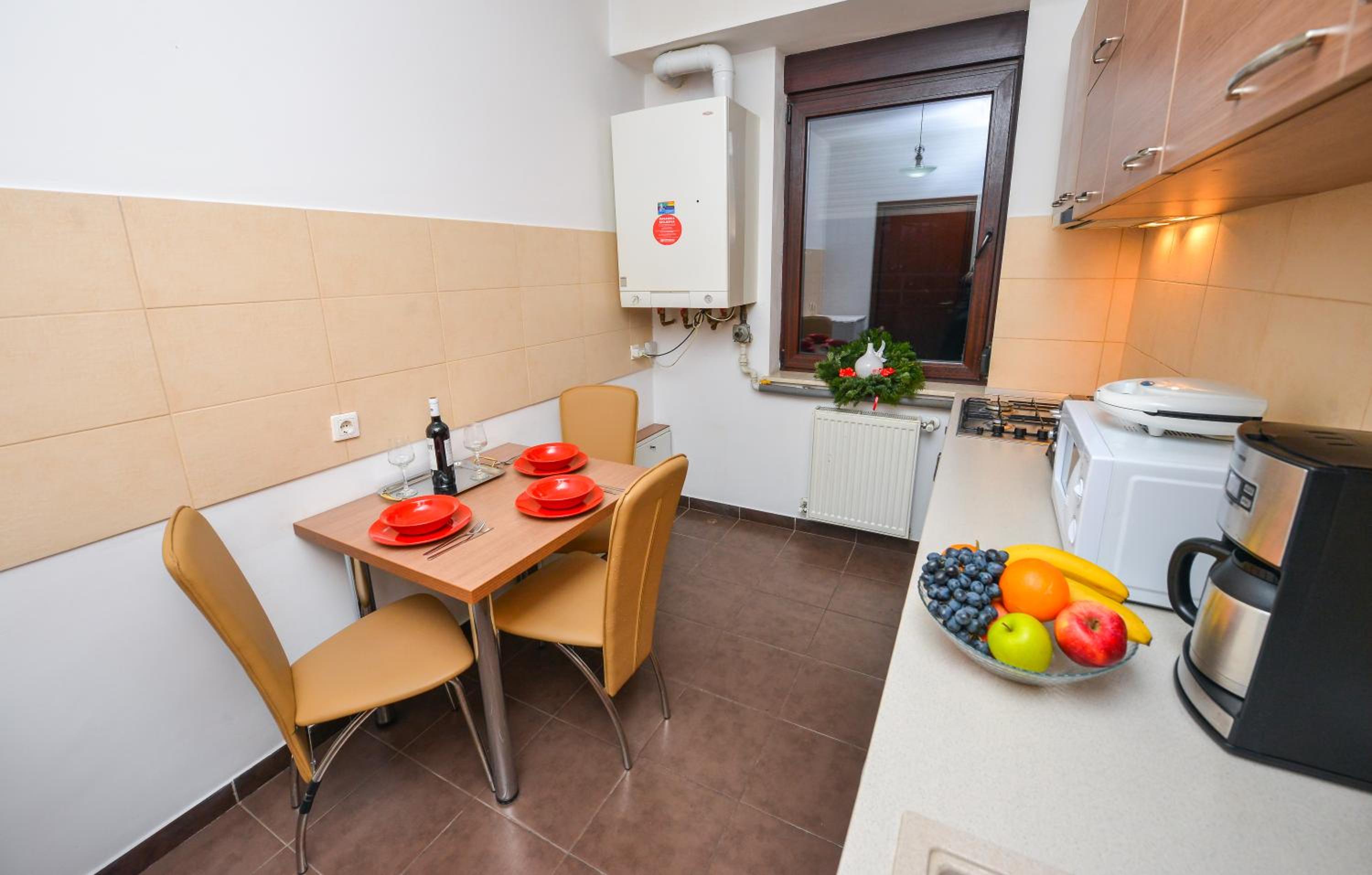 One-Bedroom Apartment with Terrace - Photo 29