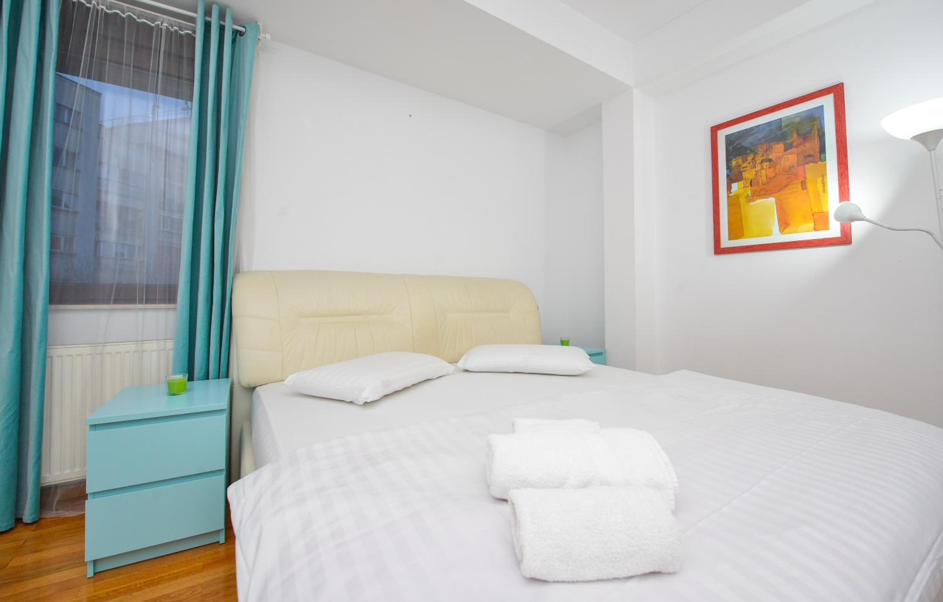 One-Bedroom Apartment with Terrace - Photo 40