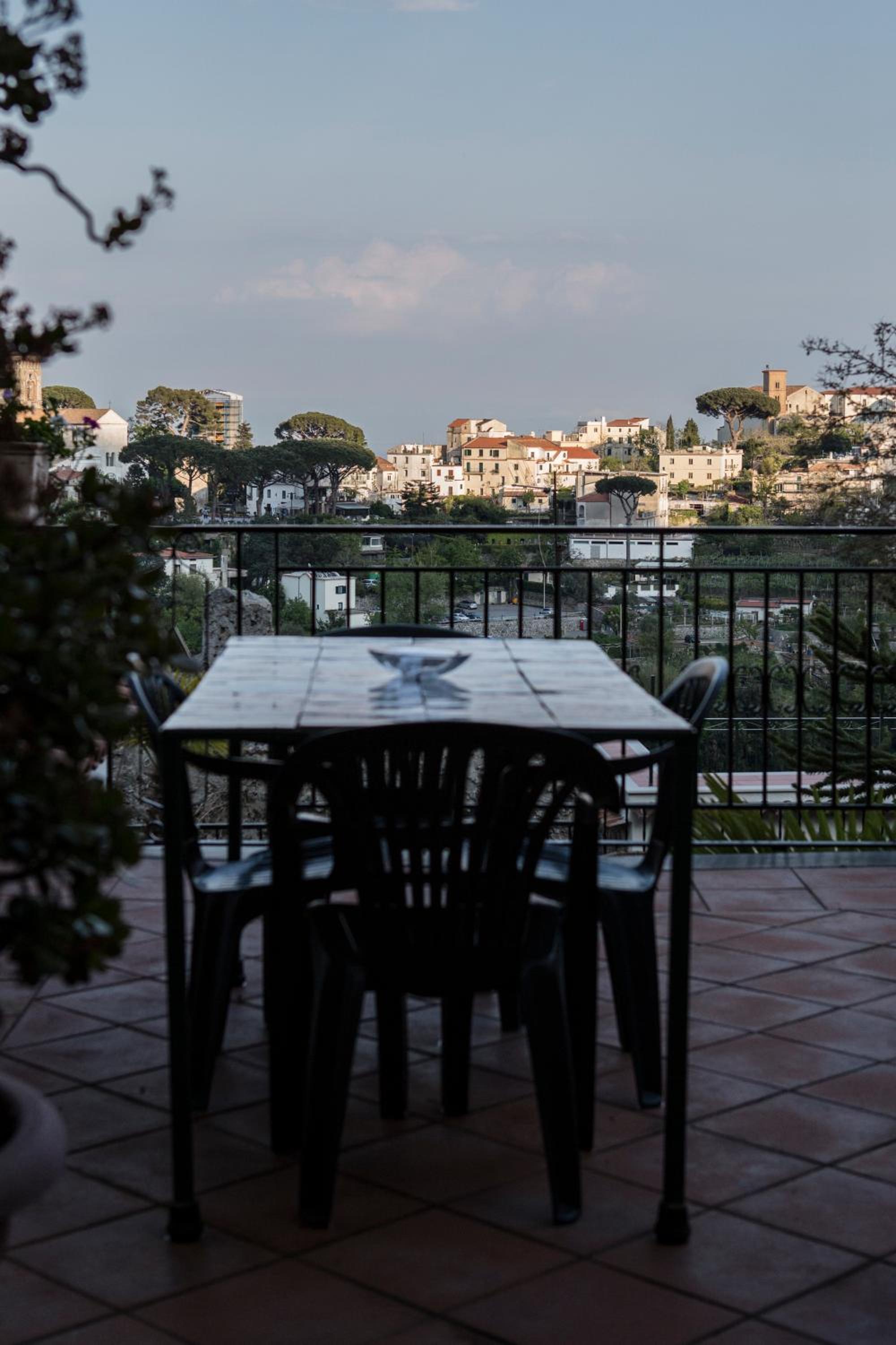 Apartment with Terrace photo 2