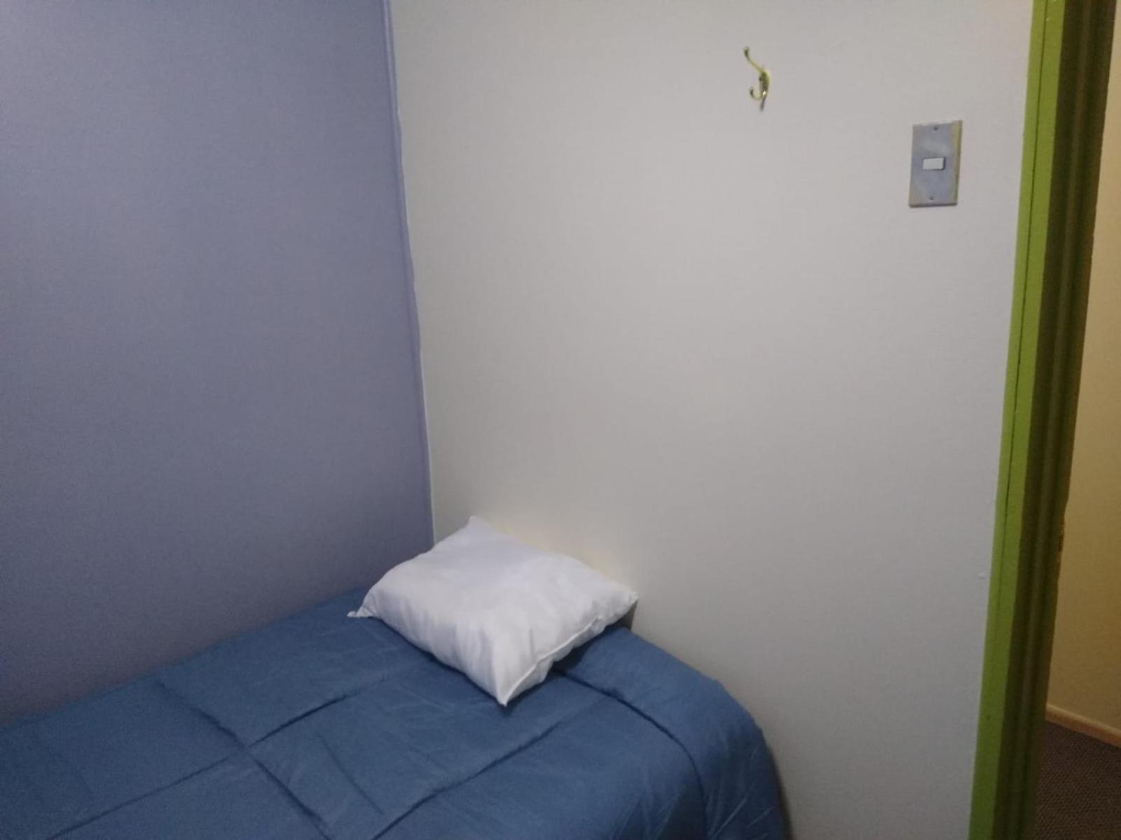 Large Single Room photo 2