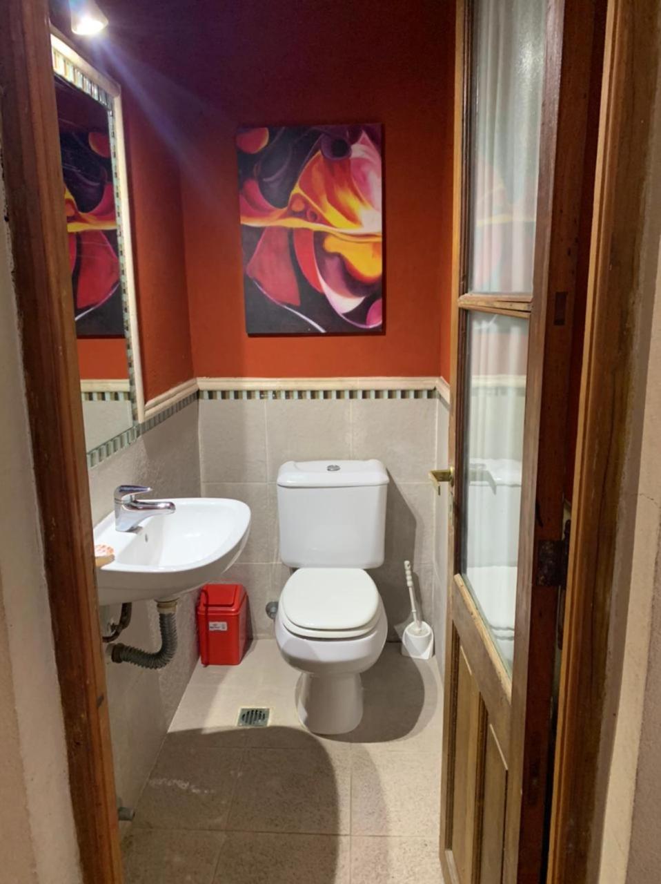 Two-Bedroom Cottage photo 2
